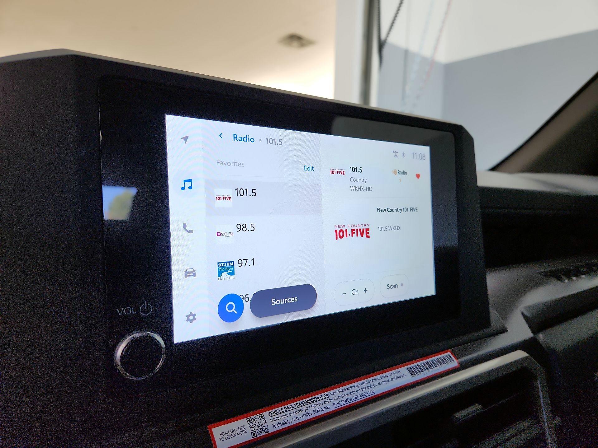 Thumbnail: 2025 Toyota Tacoma - 15