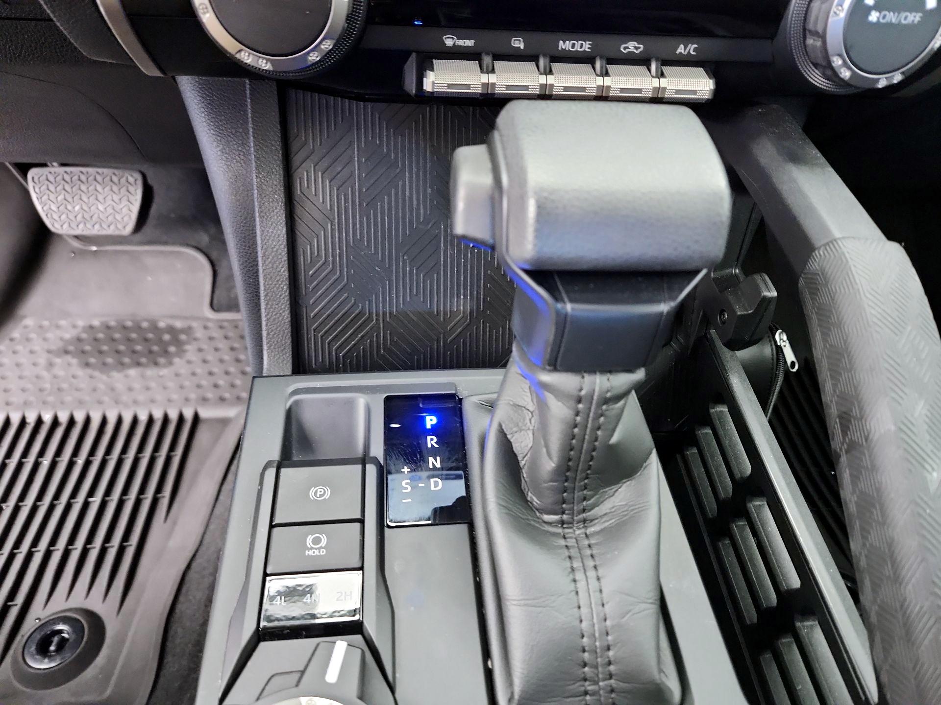 Thumbnail: 2025 Toyota Tacoma - 17