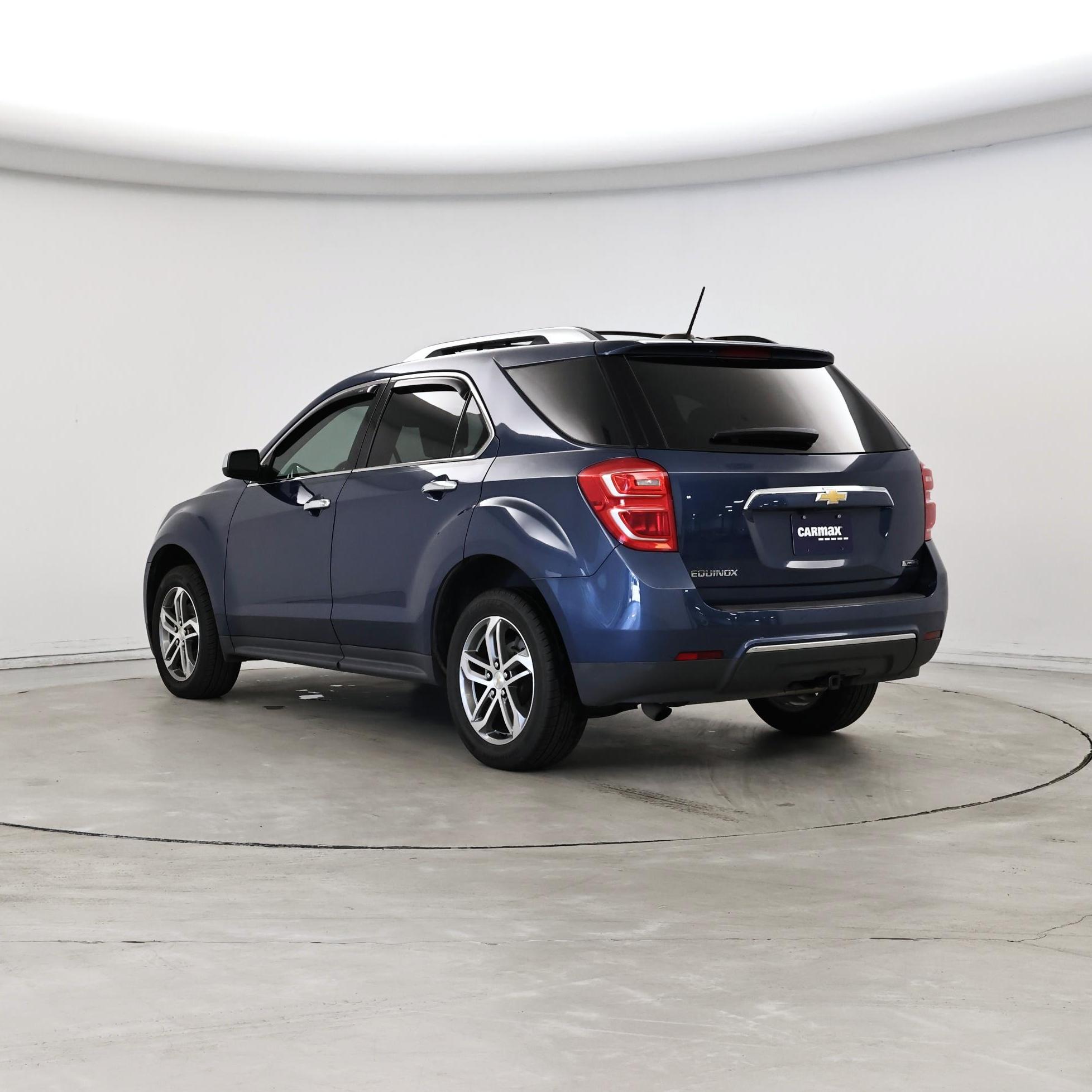 Thumbnail: 2017 Chevrolet Equinox - 2