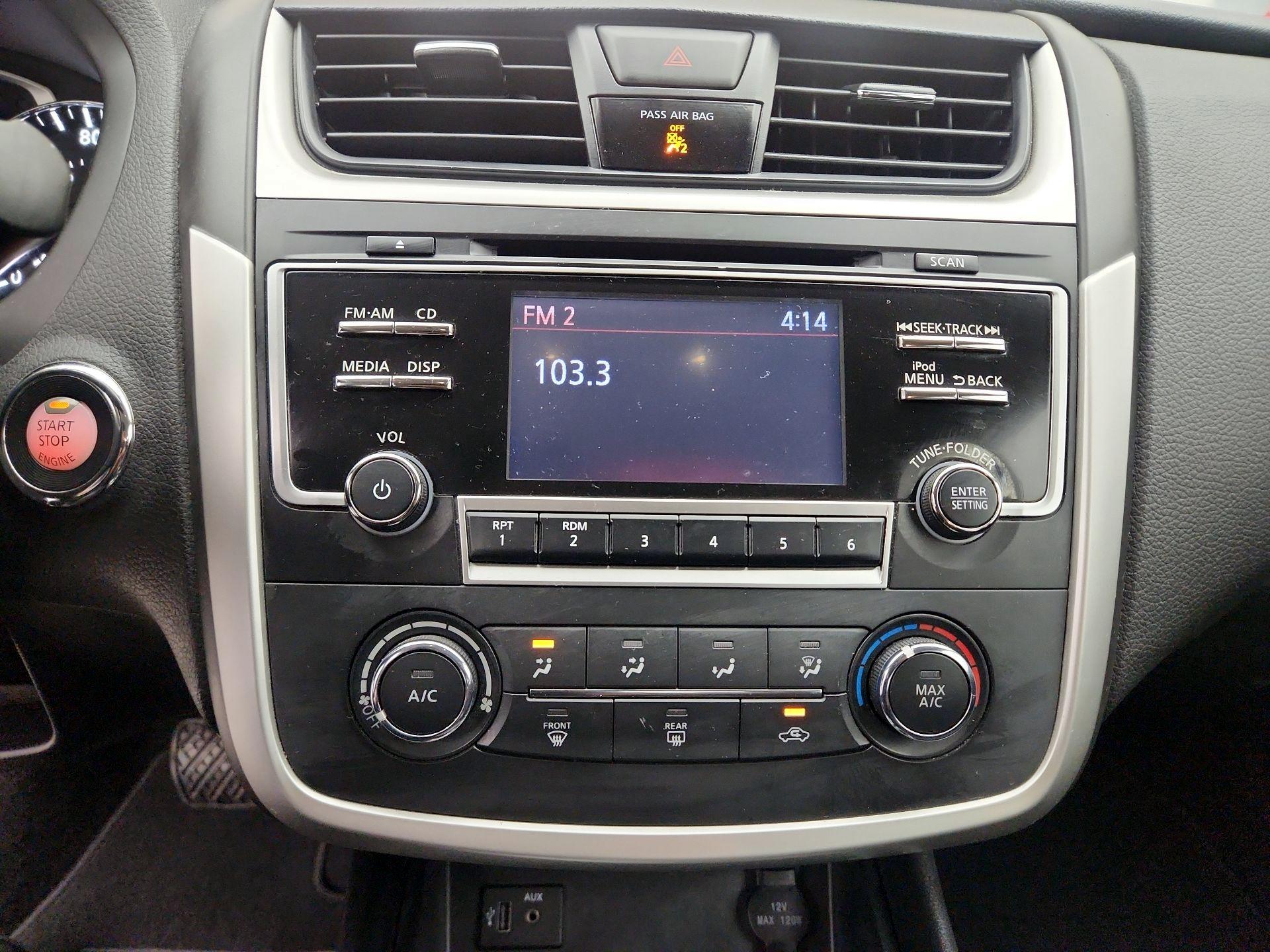 Thumbnail: 2017 Nissan Altima - 15