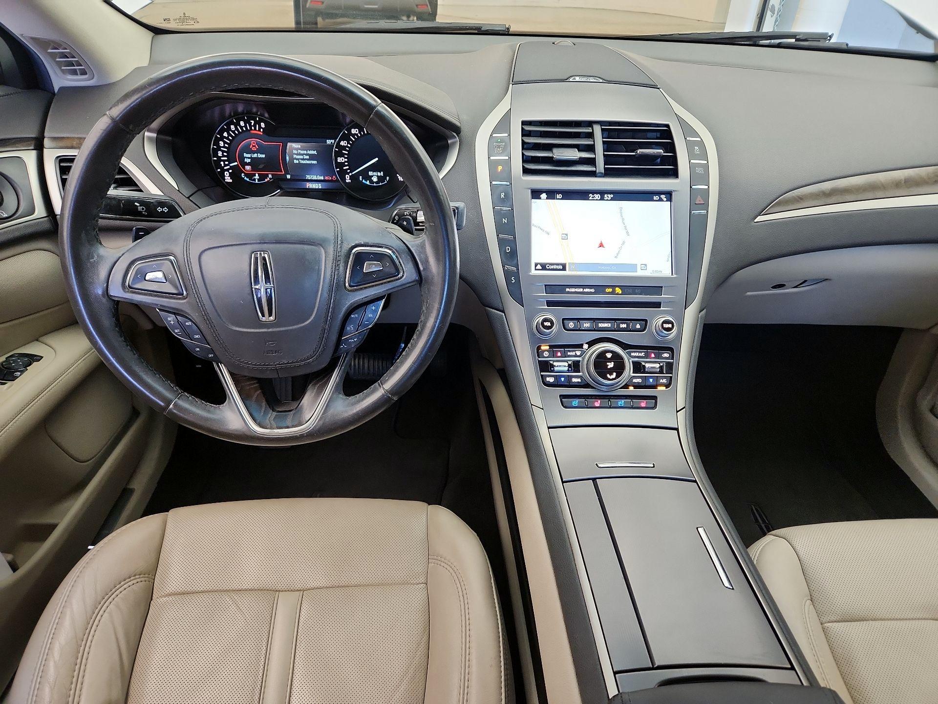 Thumbnail: 2017 Lincoln MKZ - 9