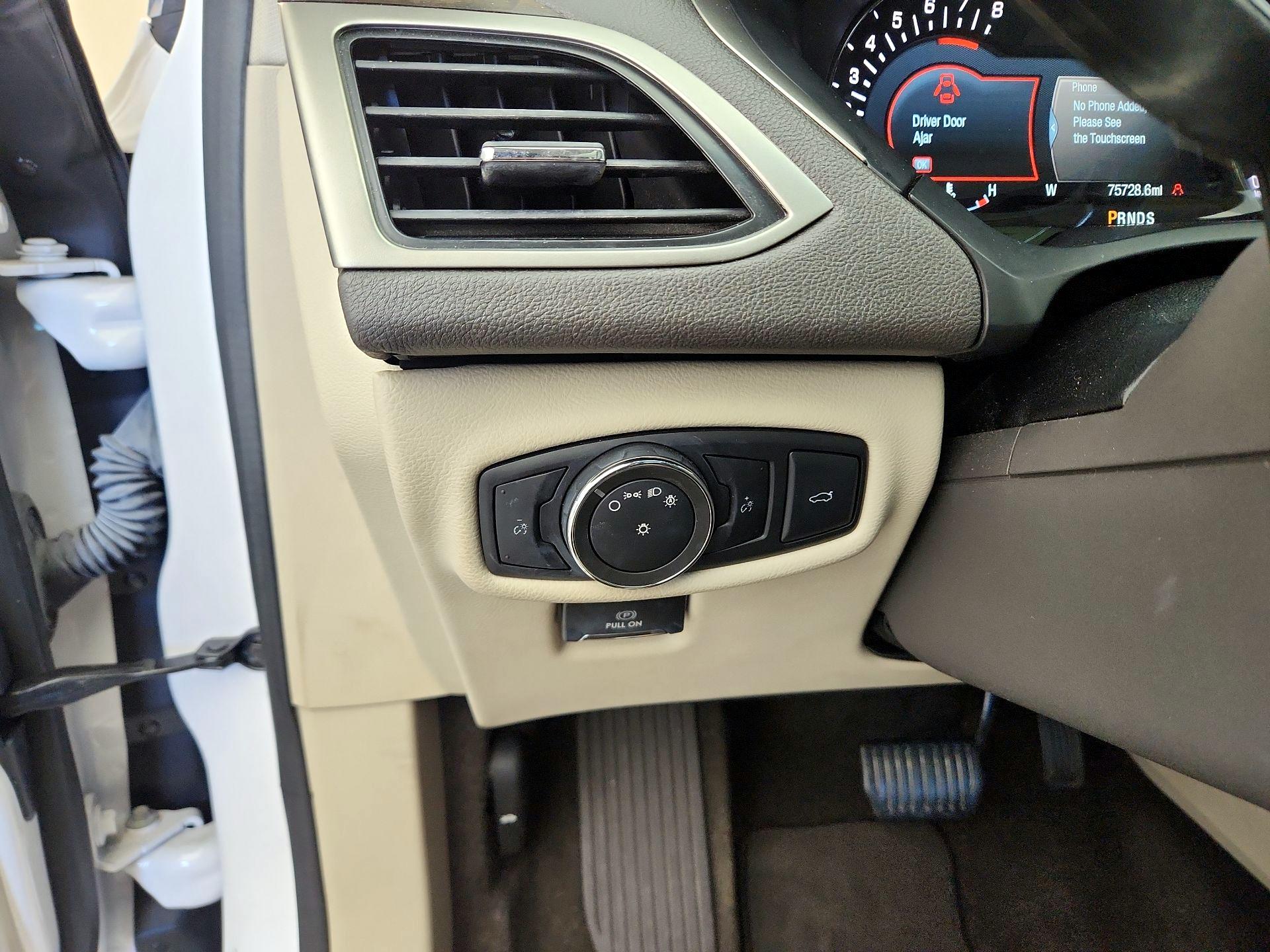 Thumbnail: 2017 Lincoln MKZ - 13