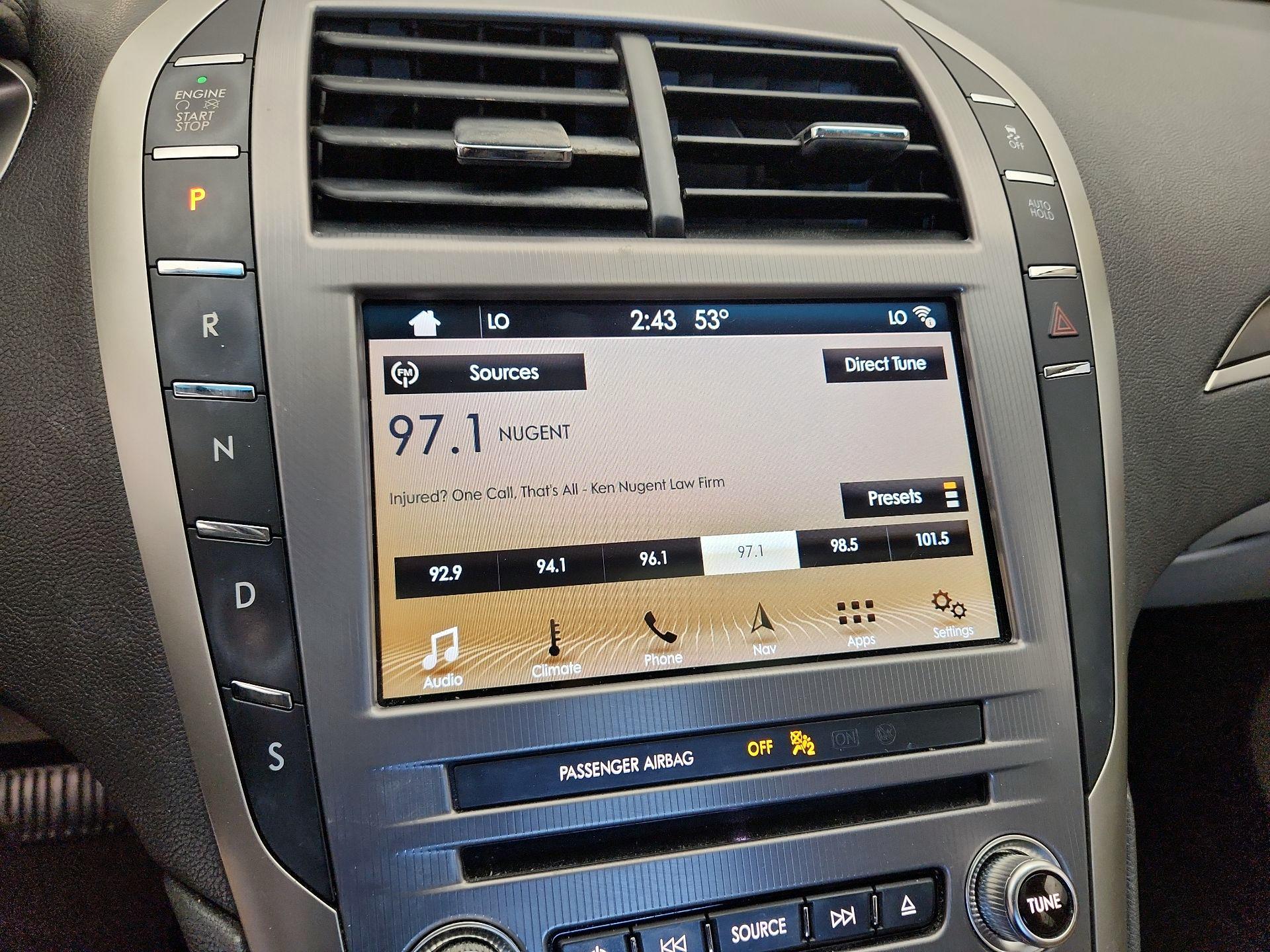 Thumbnail: 2017 Lincoln MKZ - 16