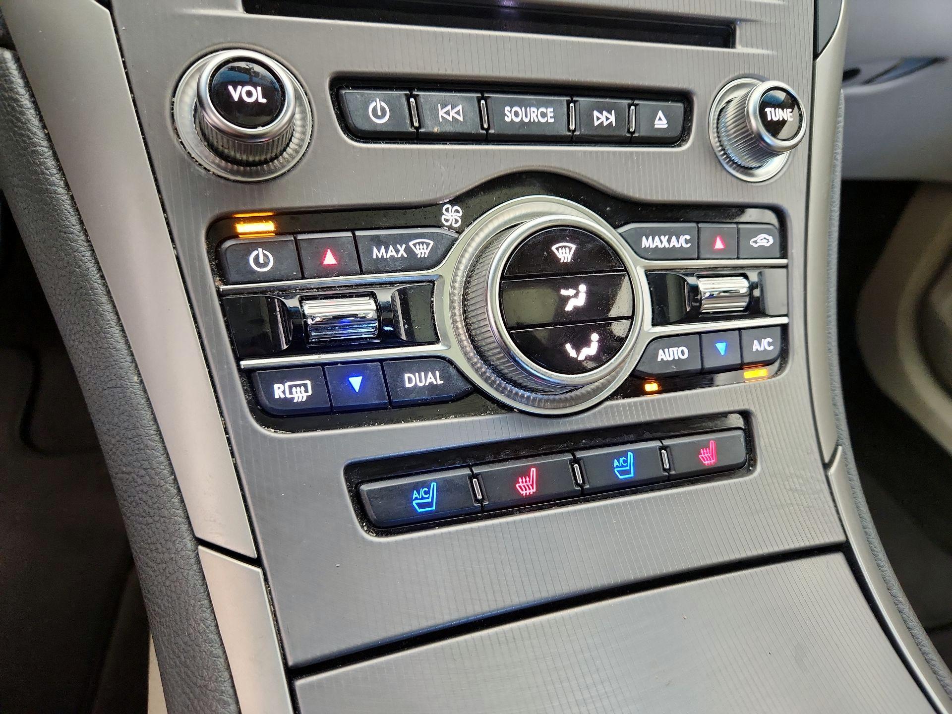 Thumbnail: 2017 Lincoln MKZ - 17