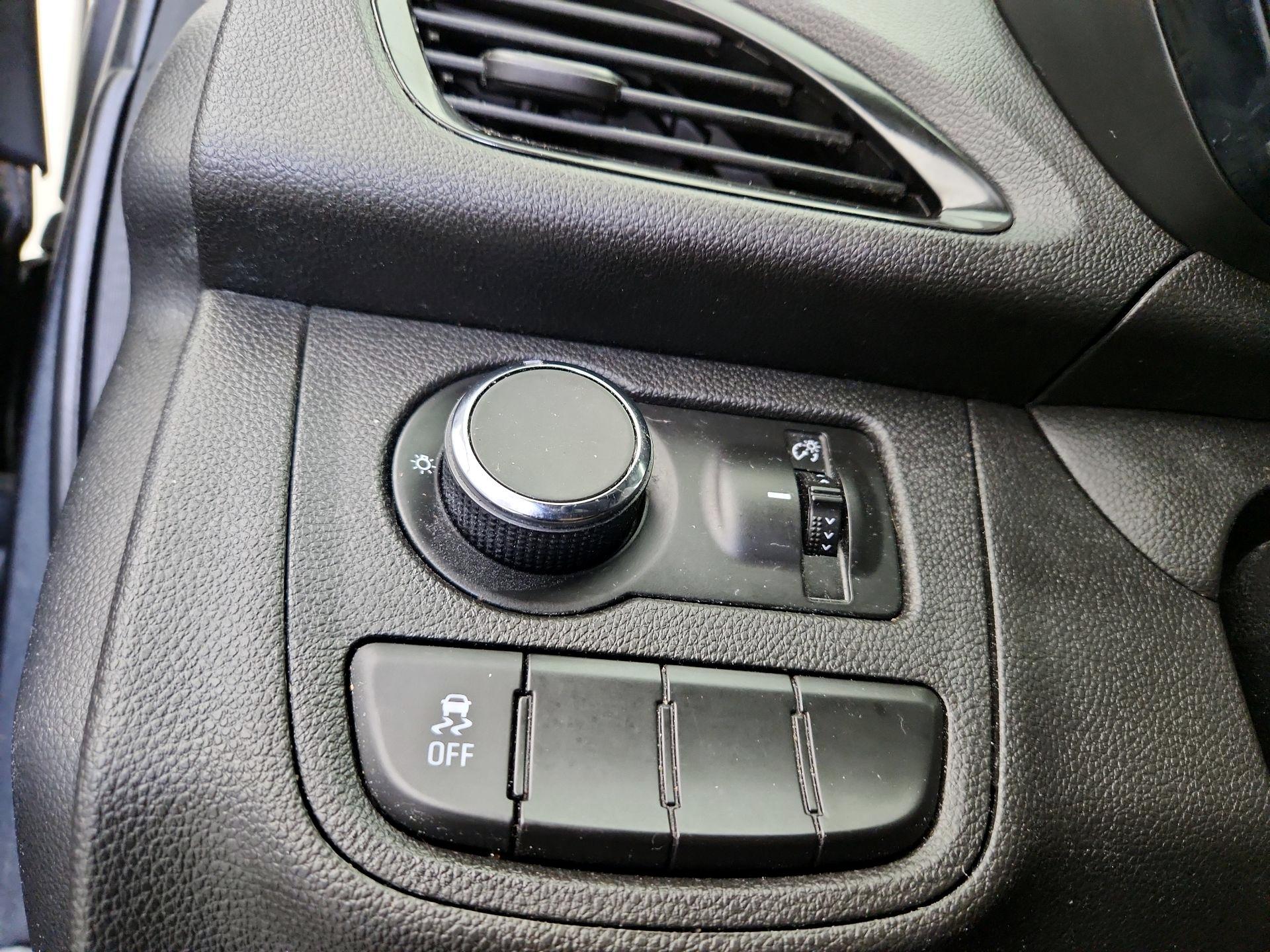 Thumbnail: 2017 Chevrolet Spark - 13