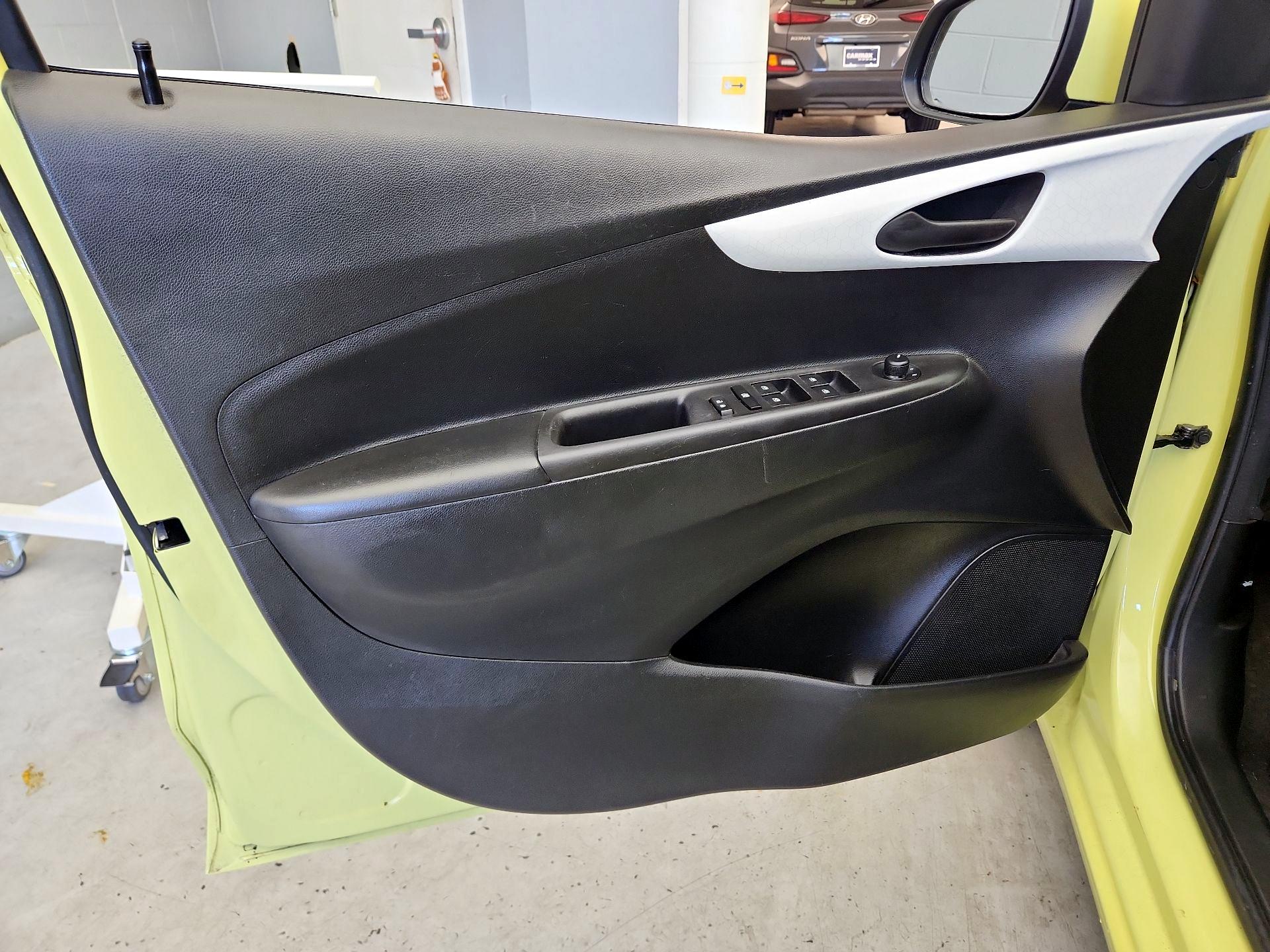 Thumbnail: 2017 Chevrolet Spark - 12