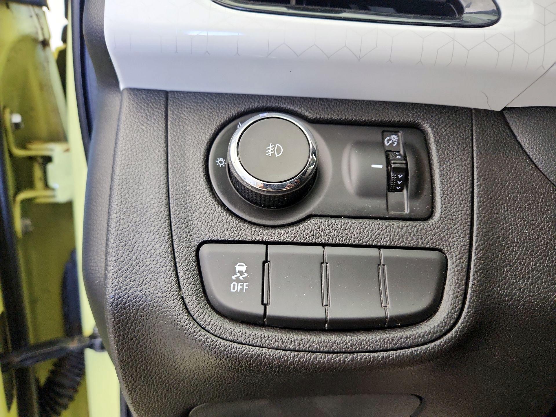 Thumbnail: 2017 Chevrolet Spark - 13