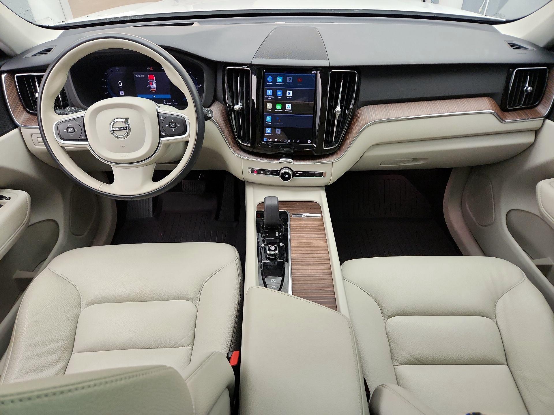 Thumbnail: 2022 Volvo XC60 - 9