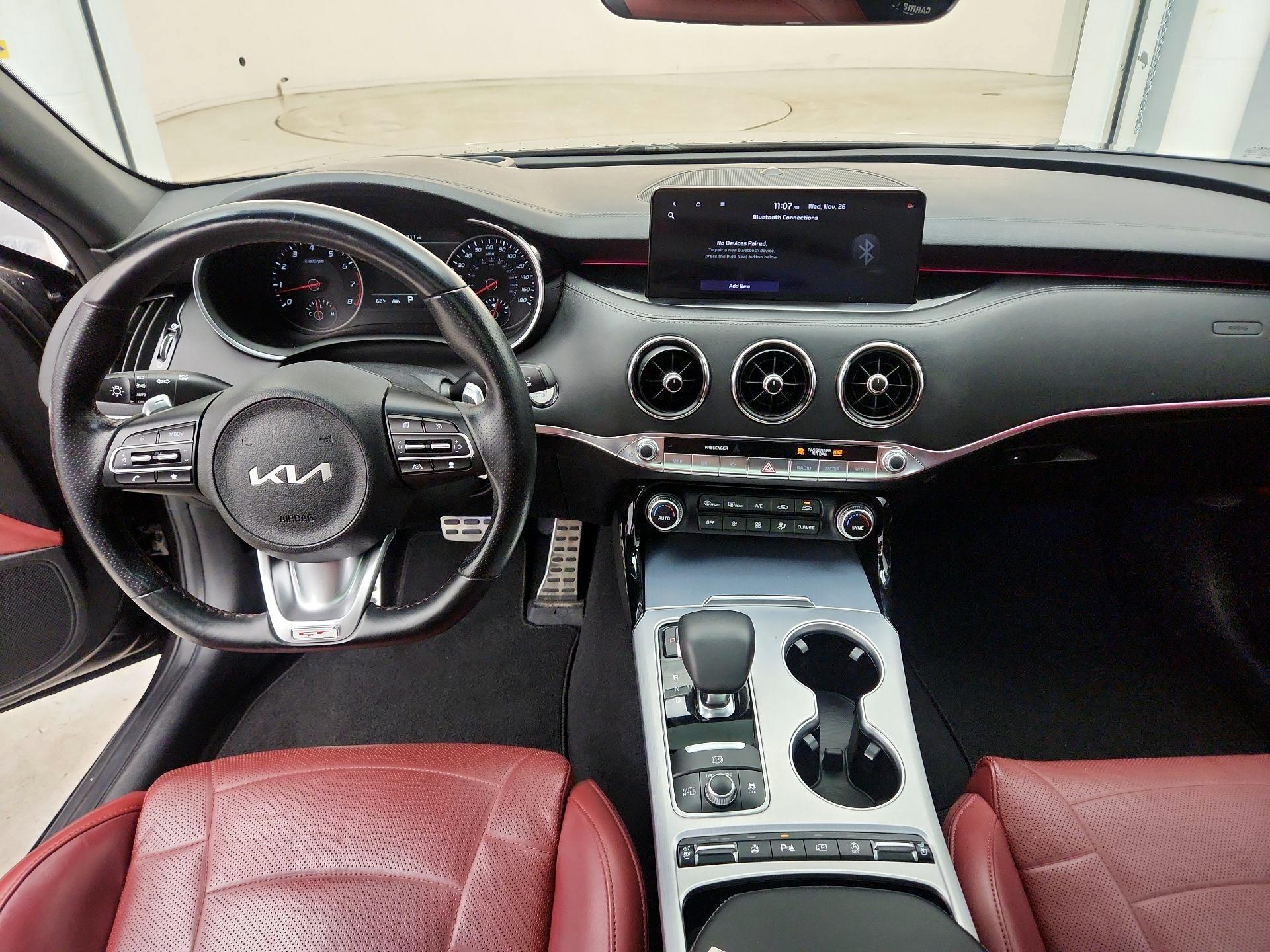 Thumbnail: 2022 Kia Stinger - 9