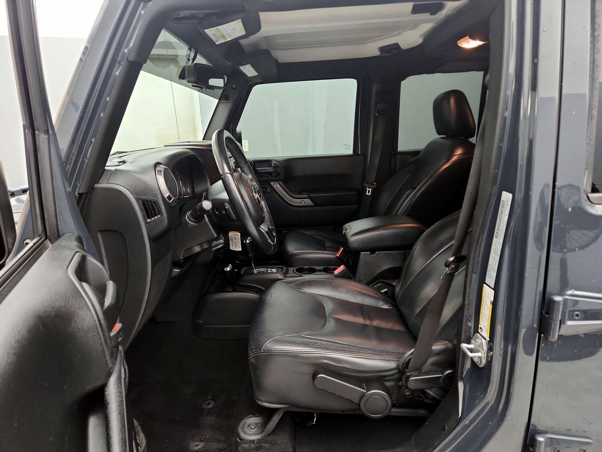 Thumbnail: 2018 Jeep Wrangler - 11