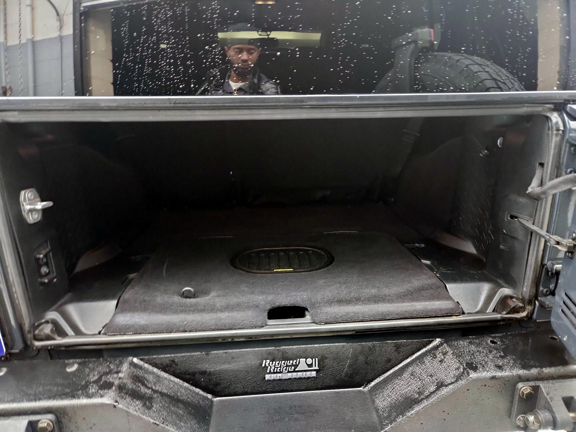 Thumbnail: 2018 Jeep Wrangler - 18