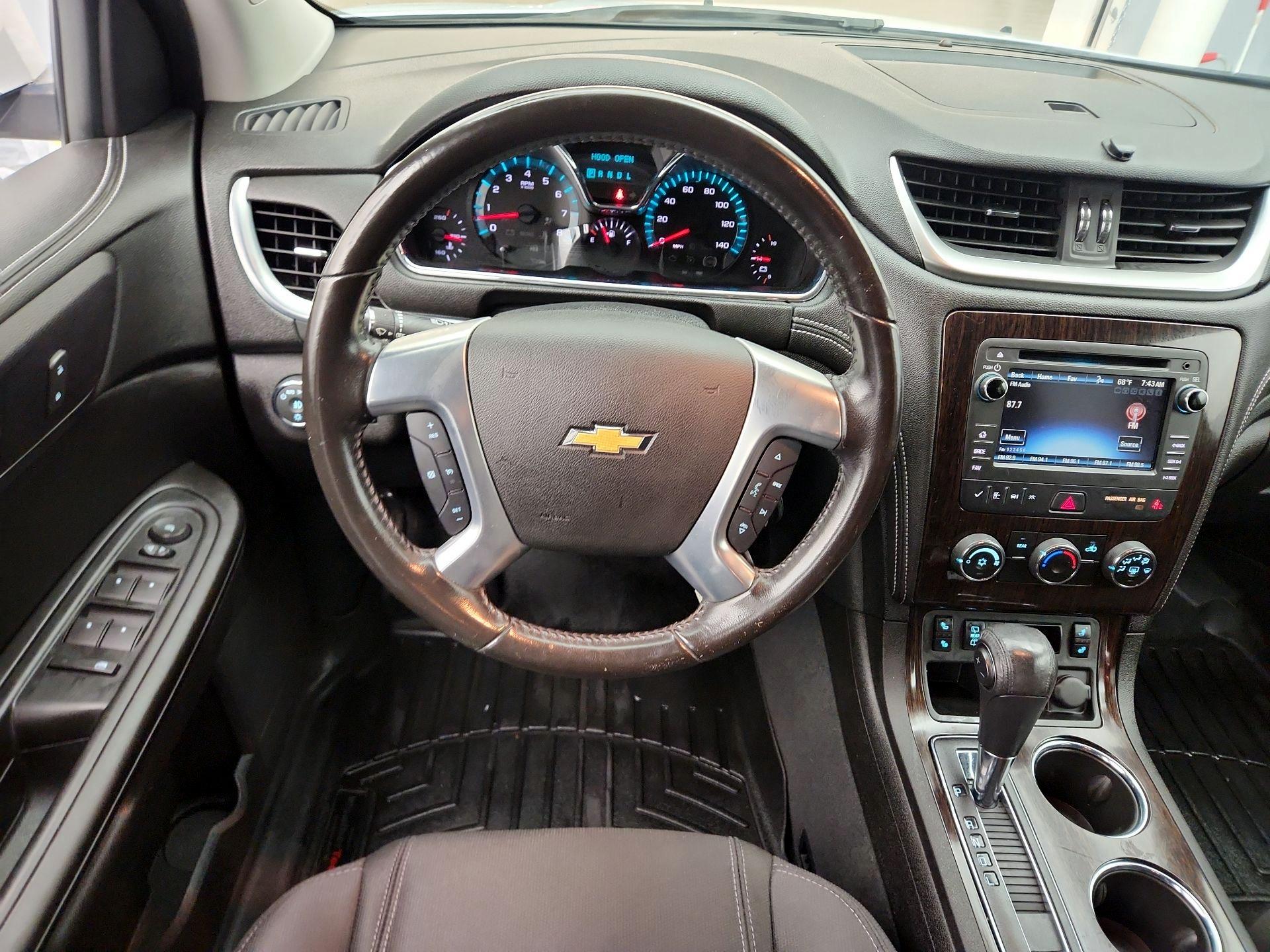 Thumbnail: 2017 Chevrolet Traverse - 10