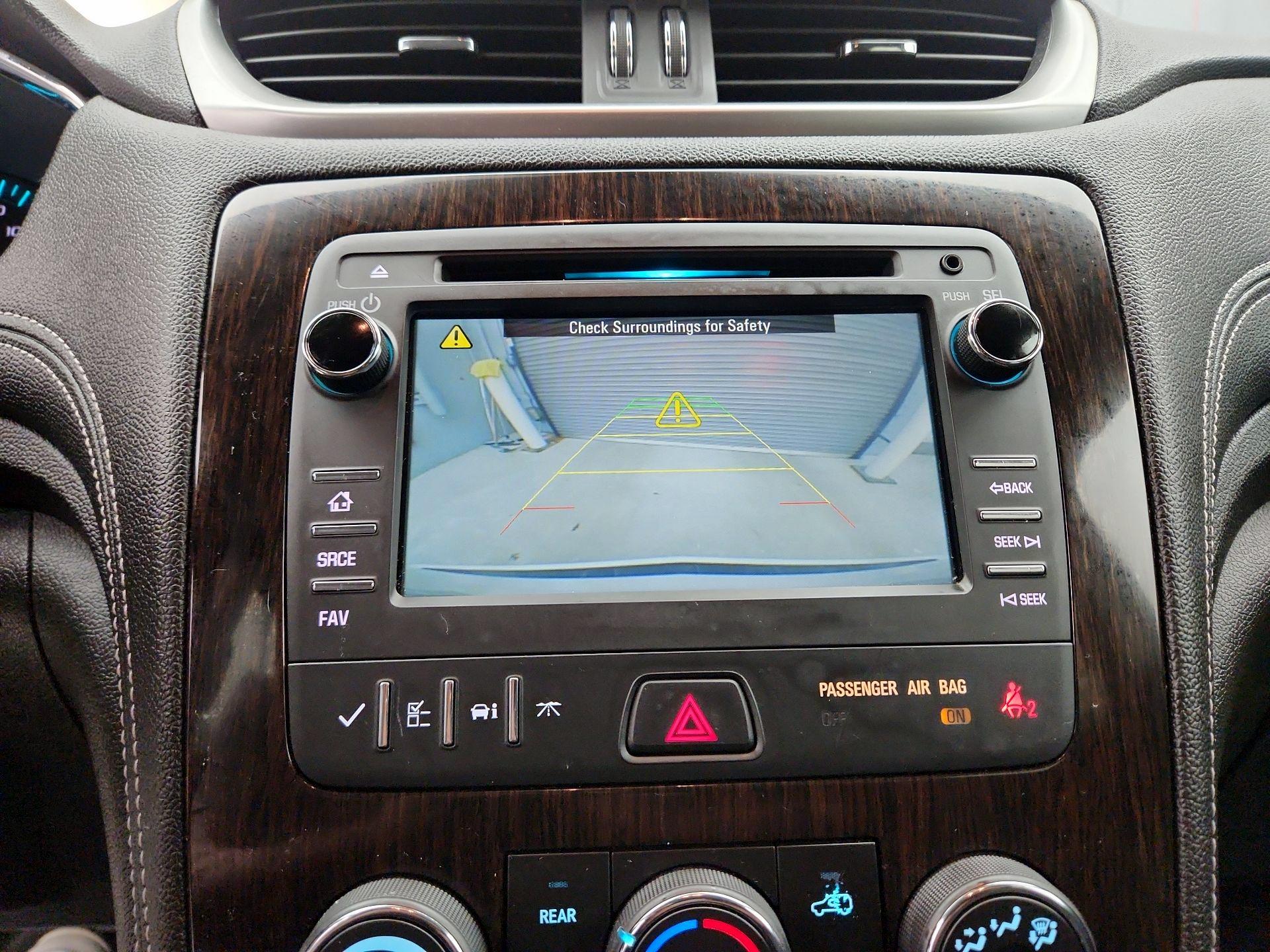 Thumbnail: 2017 Chevrolet Traverse - 14