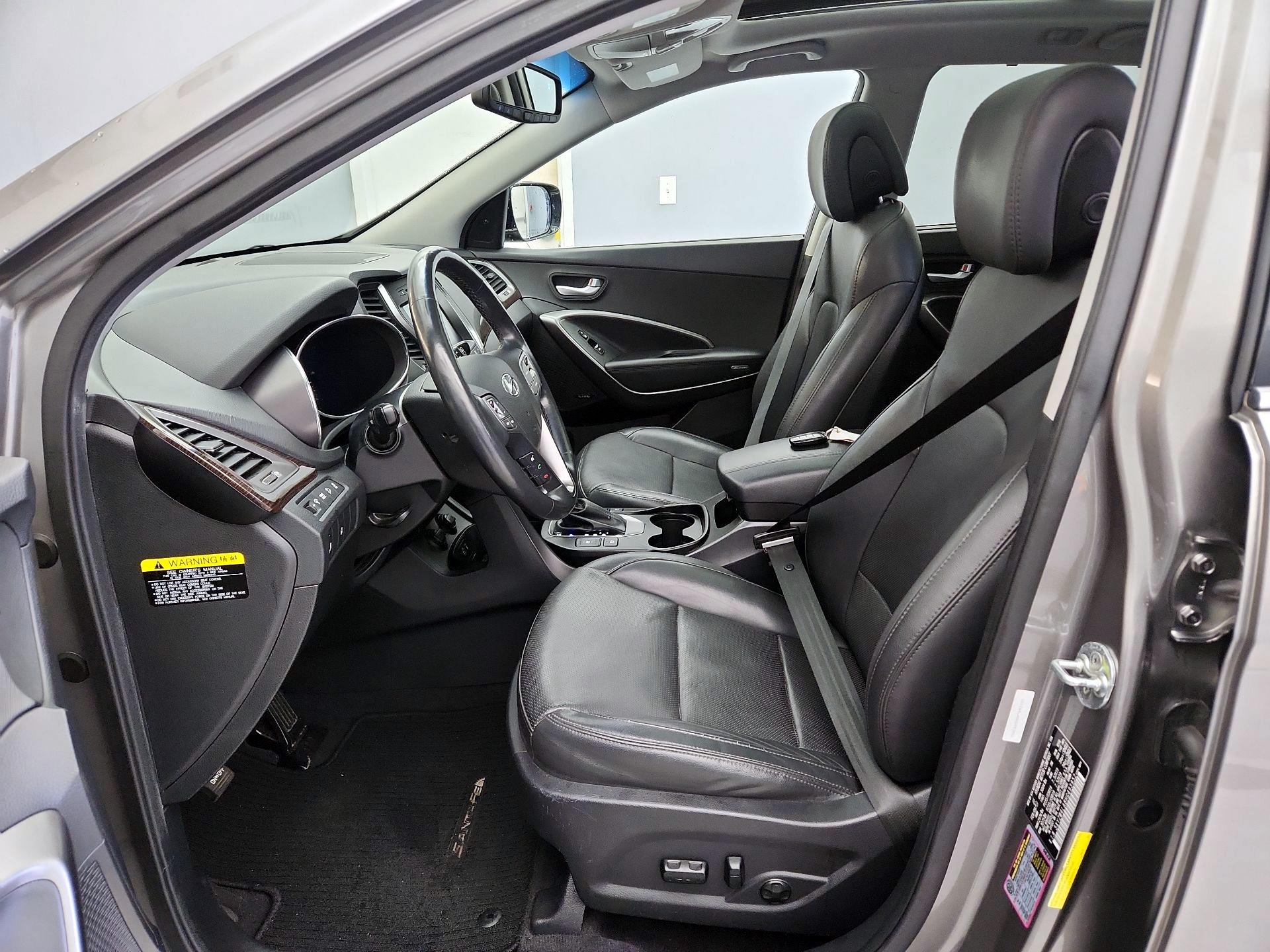 Thumbnail: 2017 Hyundai Santa Fe - 11