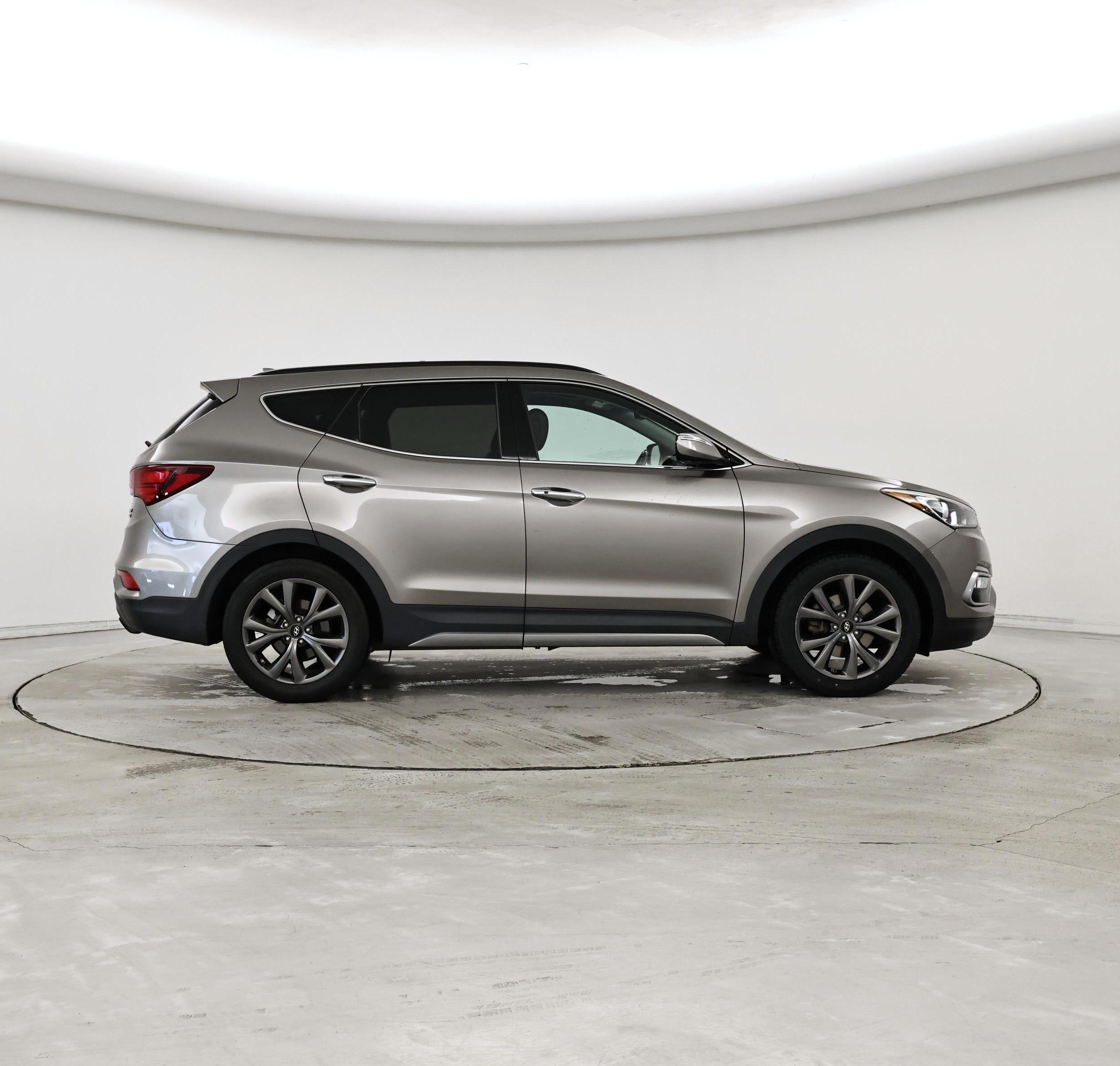 Thumbnail: 2017 Hyundai Santa Fe - 7