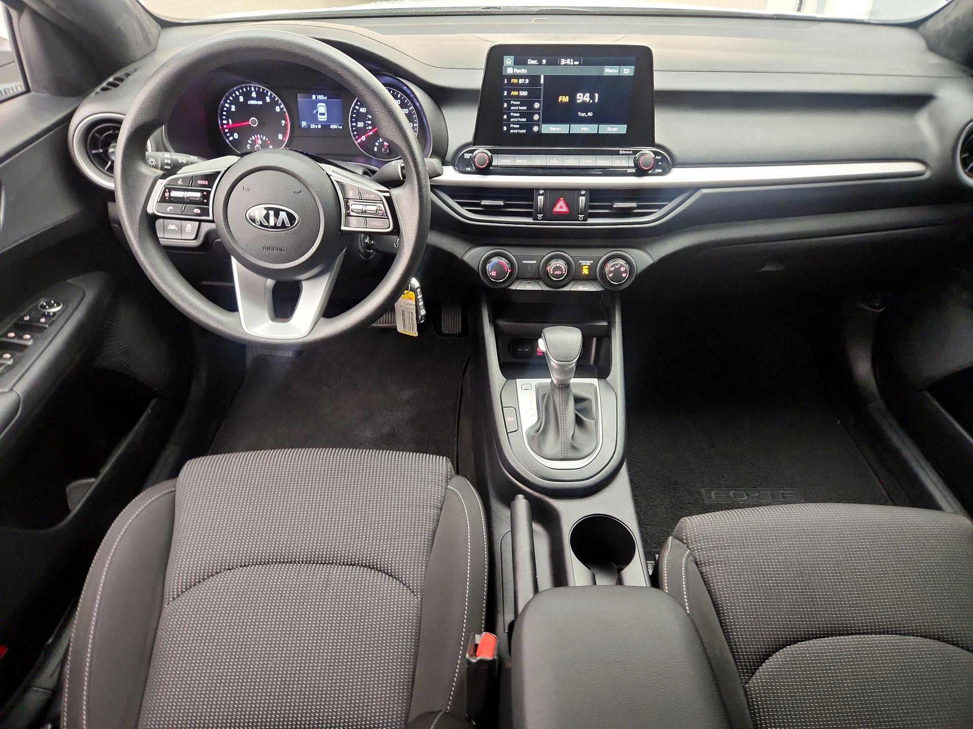 Thumbnail: 2021 Kia Forte - 9