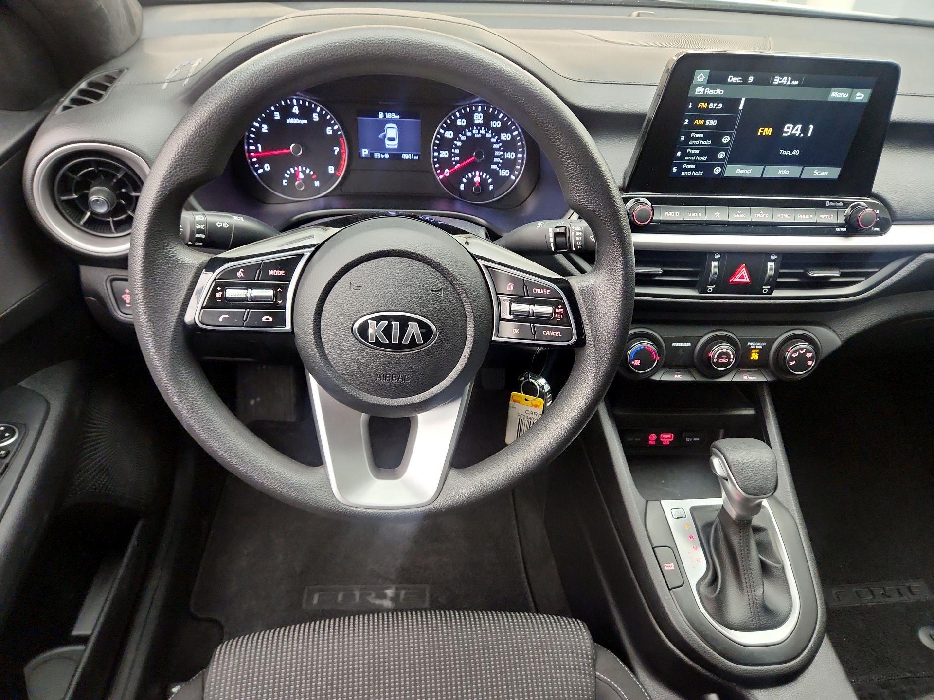 Thumbnail: 2021 Kia Forte - 10