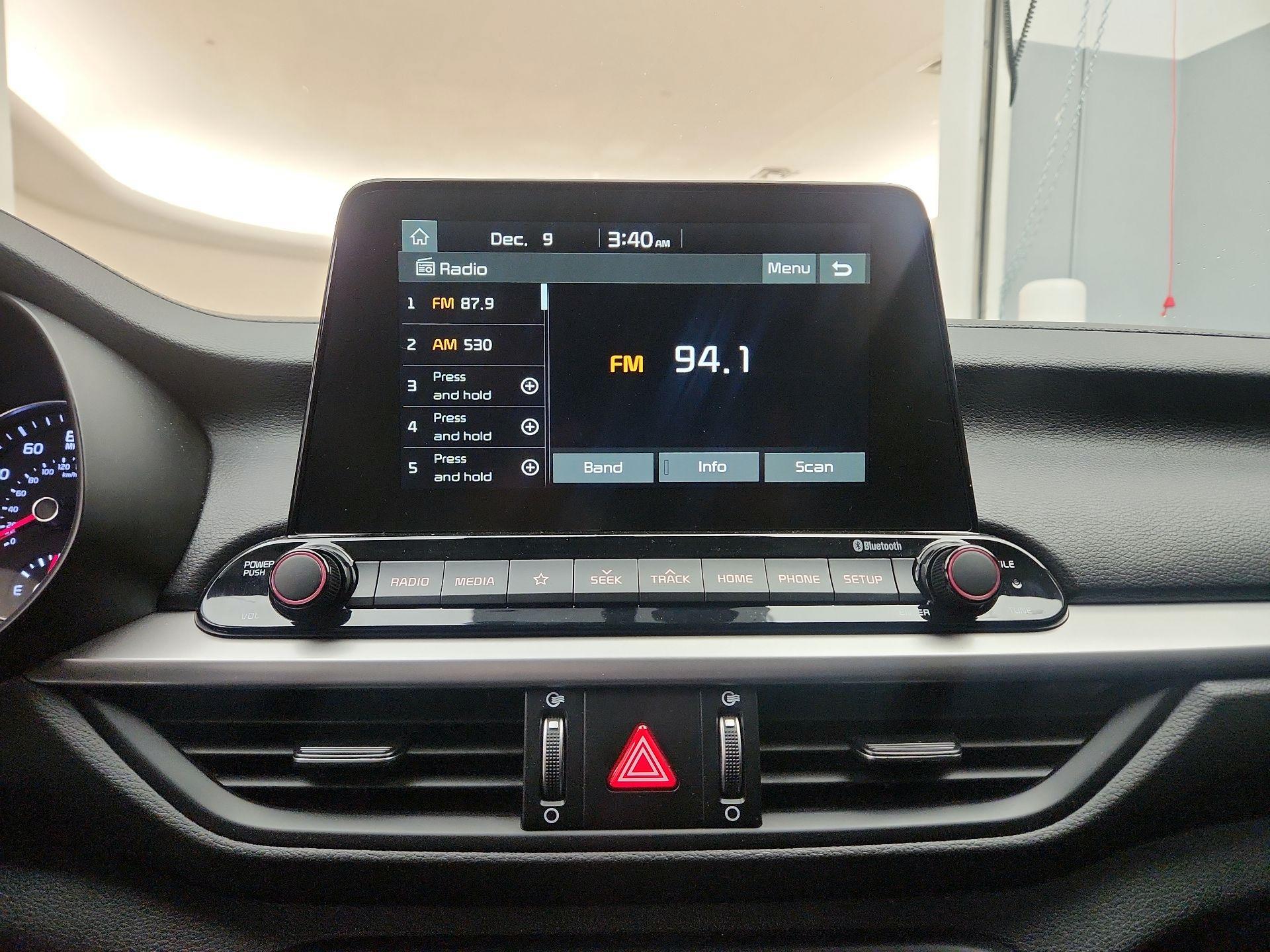 Thumbnail: 2021 Kia Forte - 14