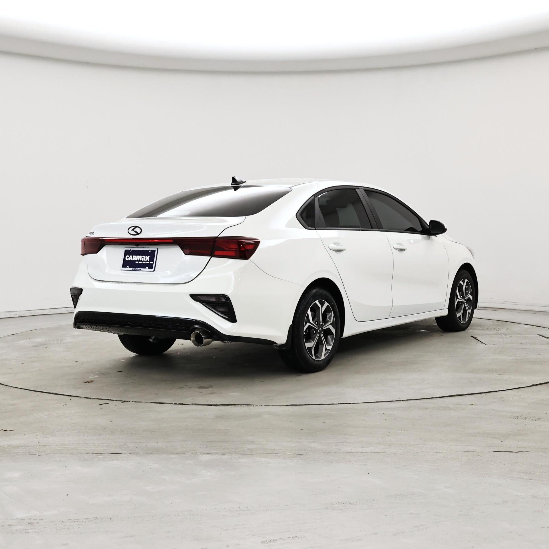 Thumbnail: 2021 Kia Forte - 8