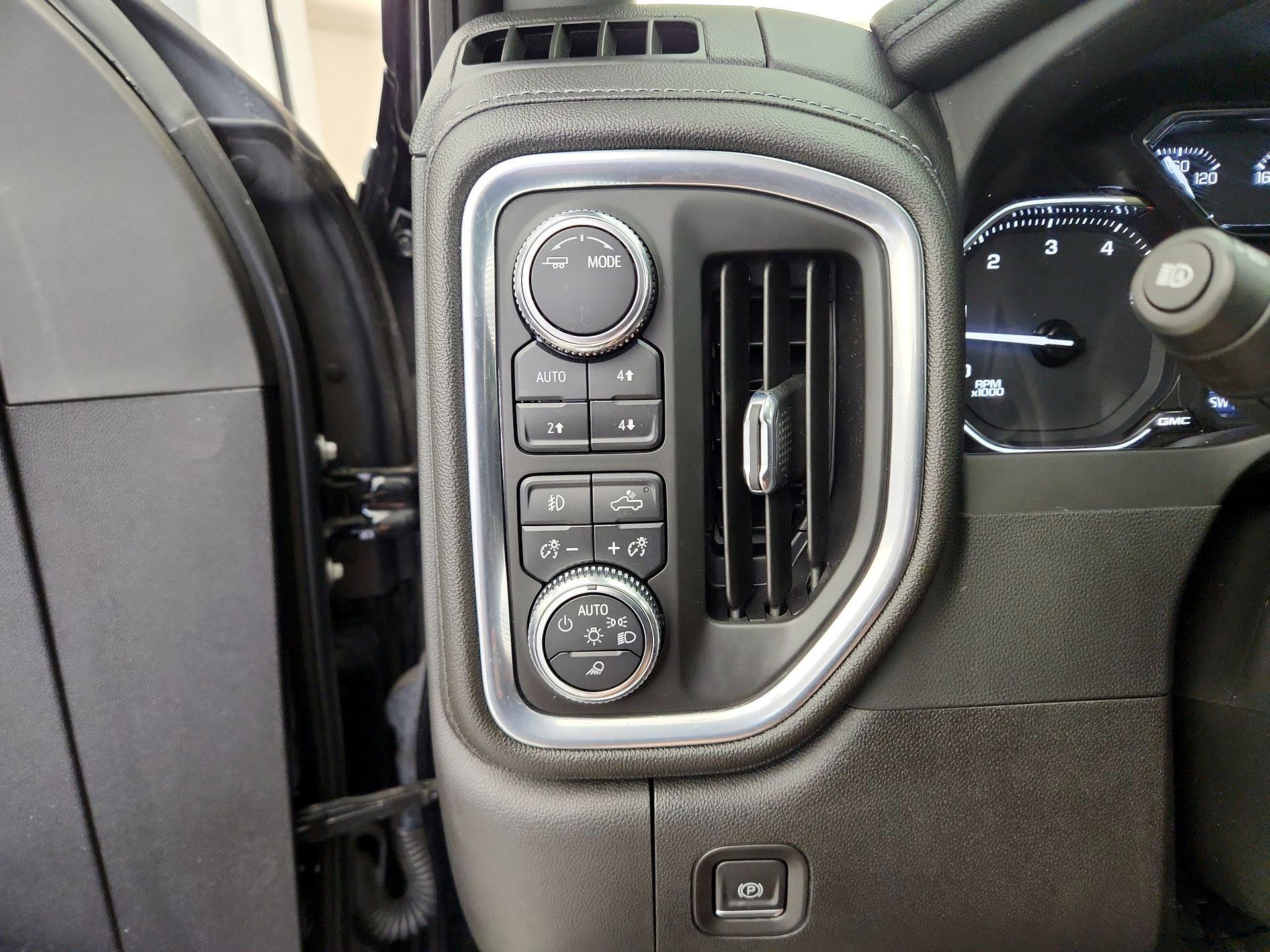 Thumbnail: 2023 GMC Sierra 2500 - 13