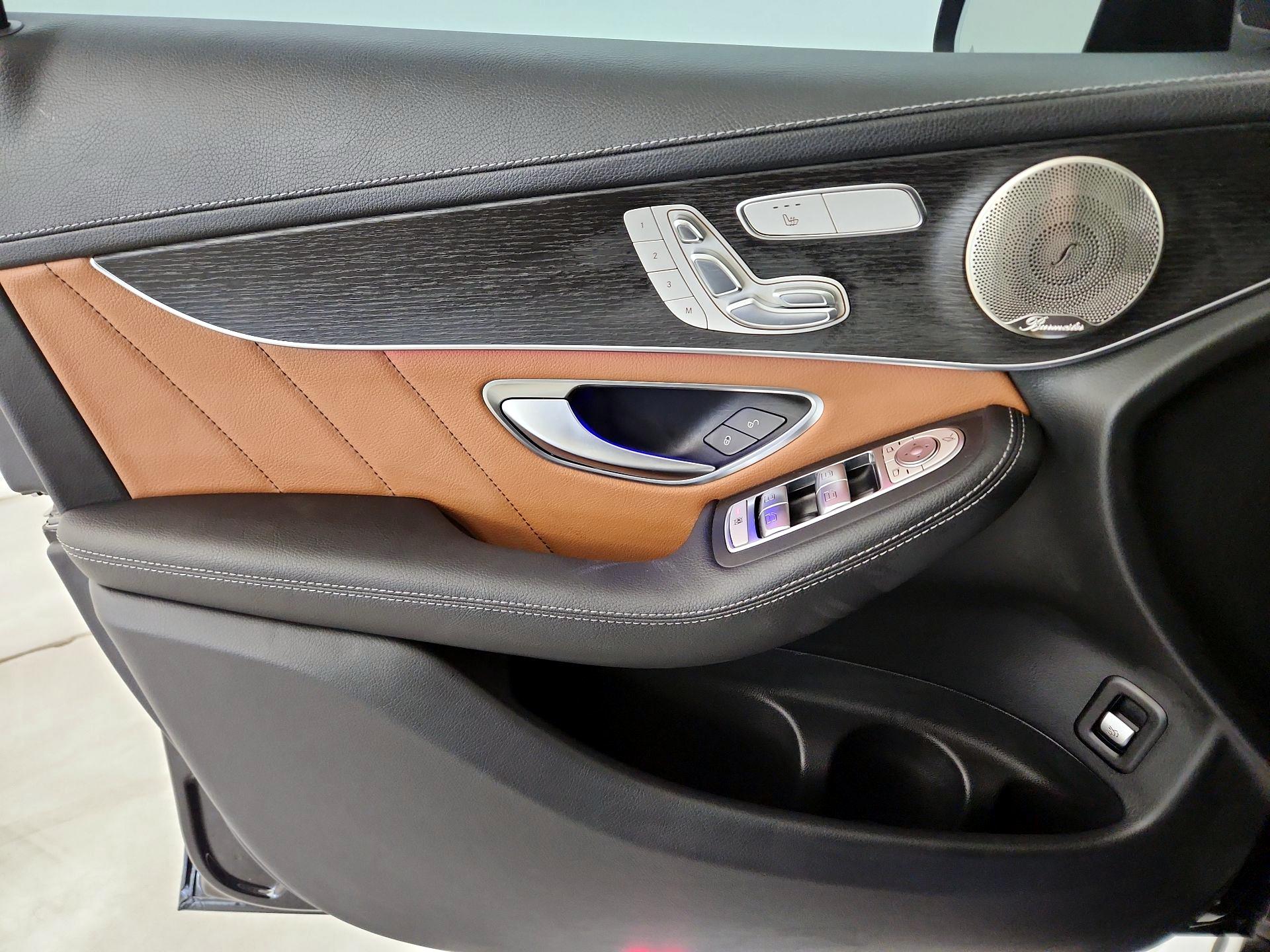 Thumbnail: 2023 Mercedes-Benz GLC - 12