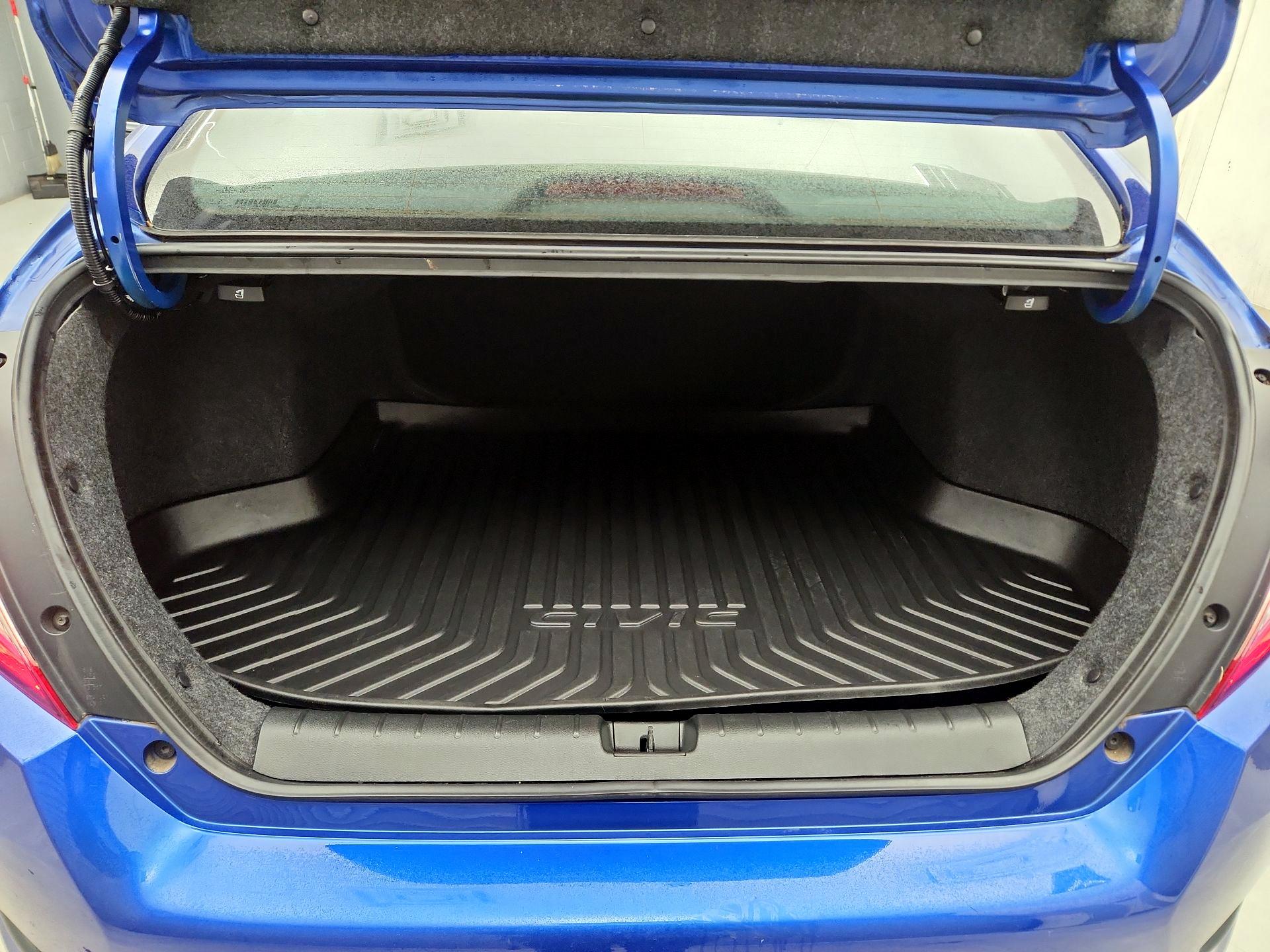 Thumbnail: 2020 Honda Civic - 20