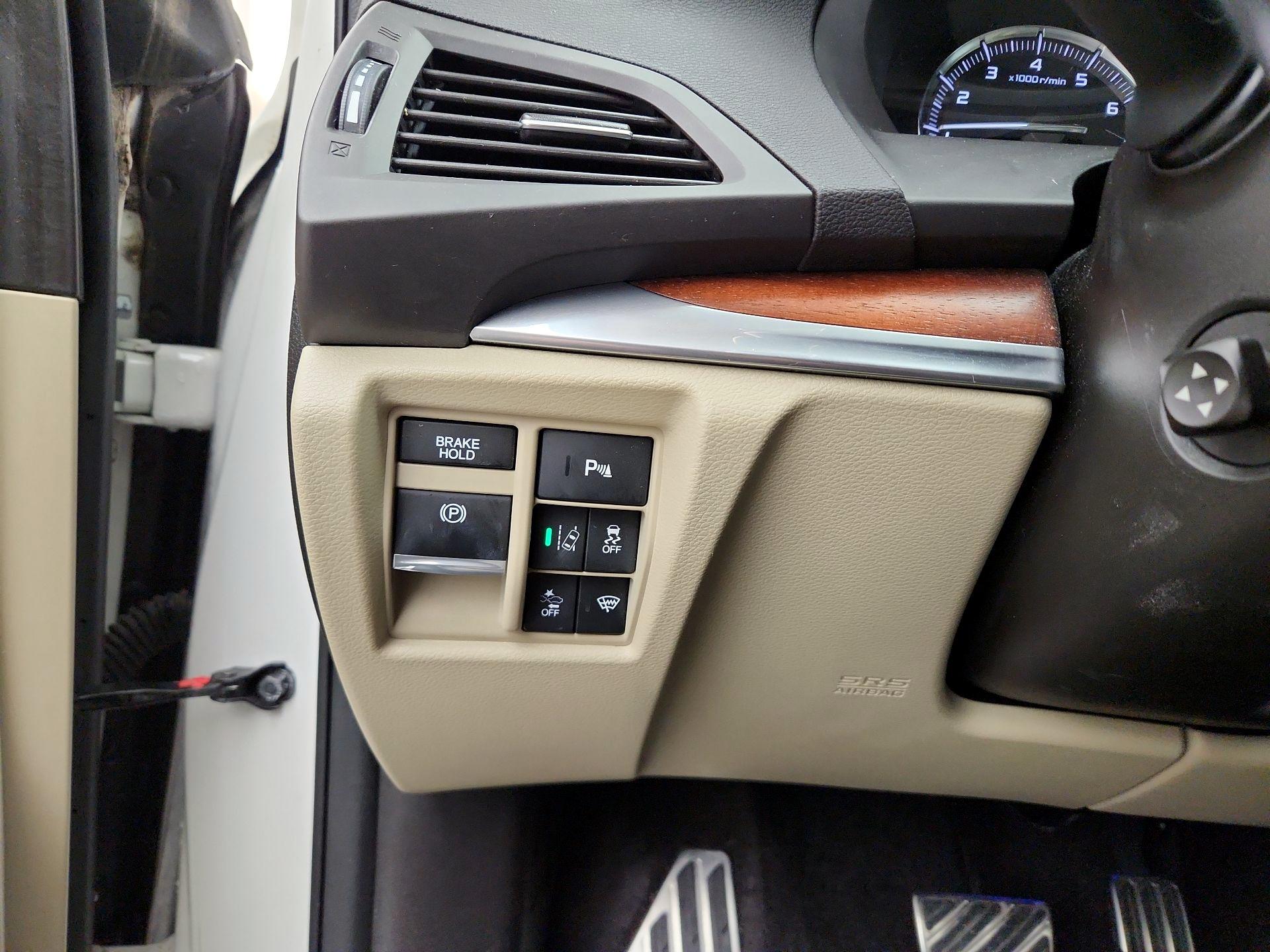 Thumbnail: 2017 Acura MDX - 13