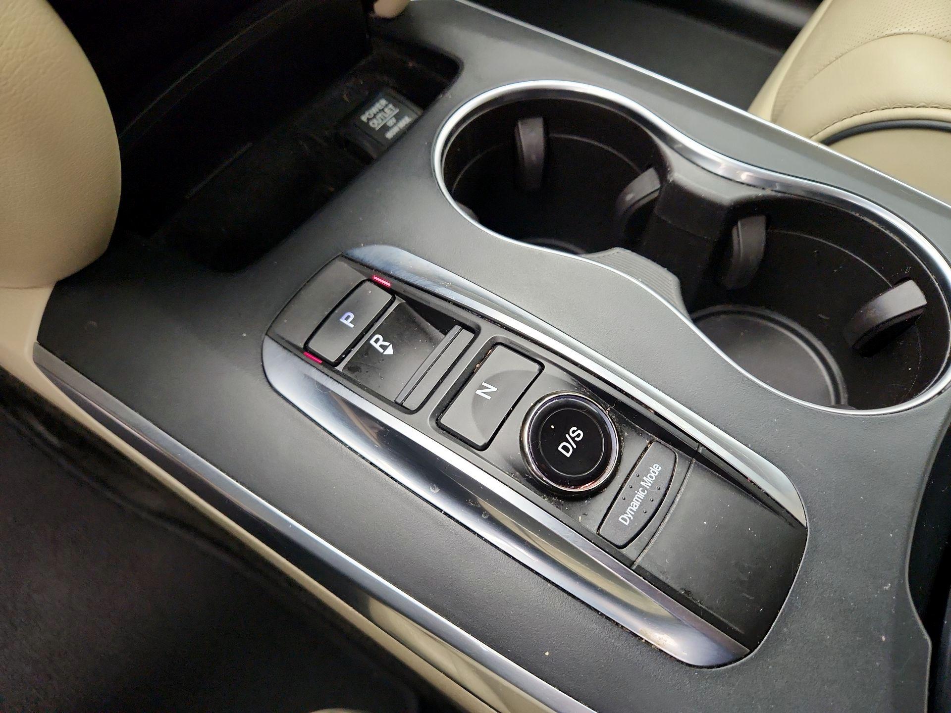 Thumbnail: 2017 Acura MDX - 18