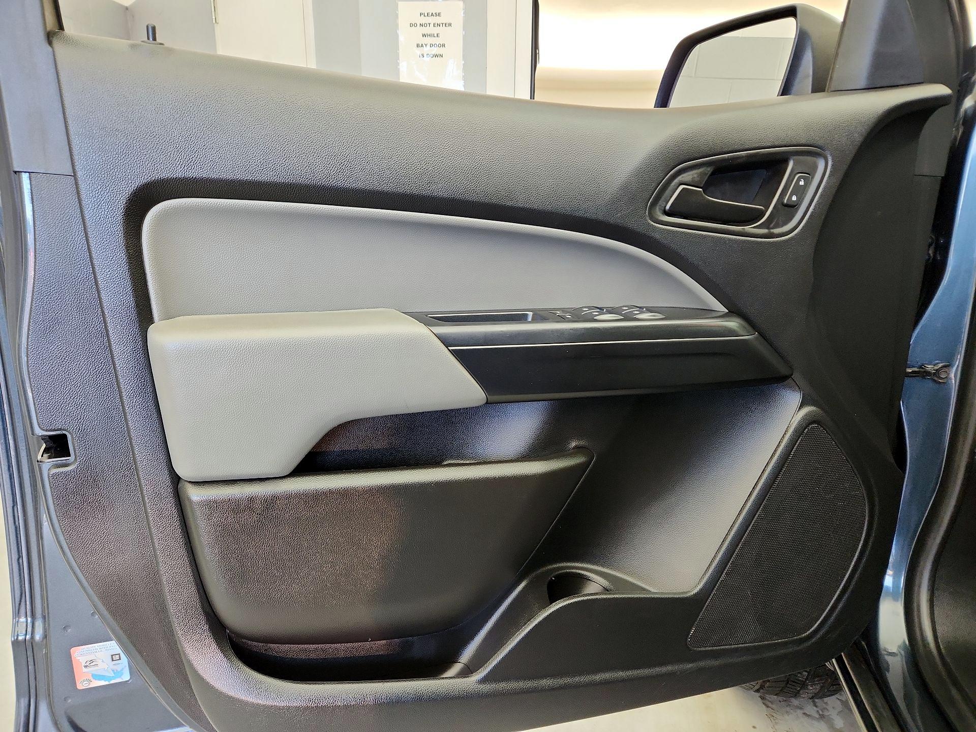 Thumbnail: 2019 GMC Canyon - 12