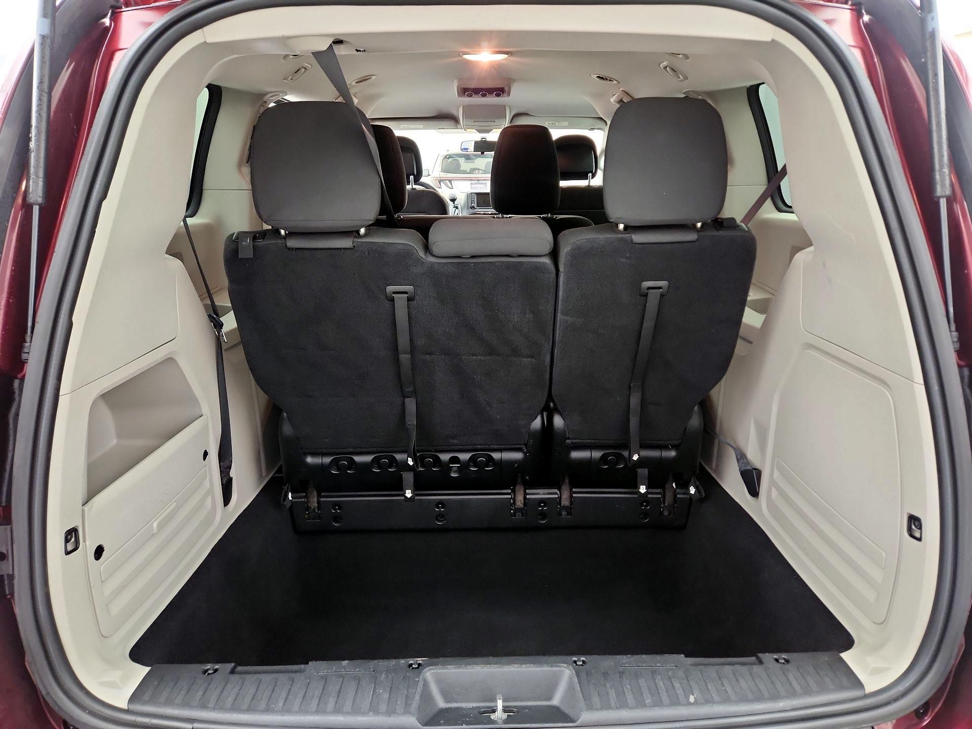 Thumbnail: 2018 Dodge Grand Caravan - 19