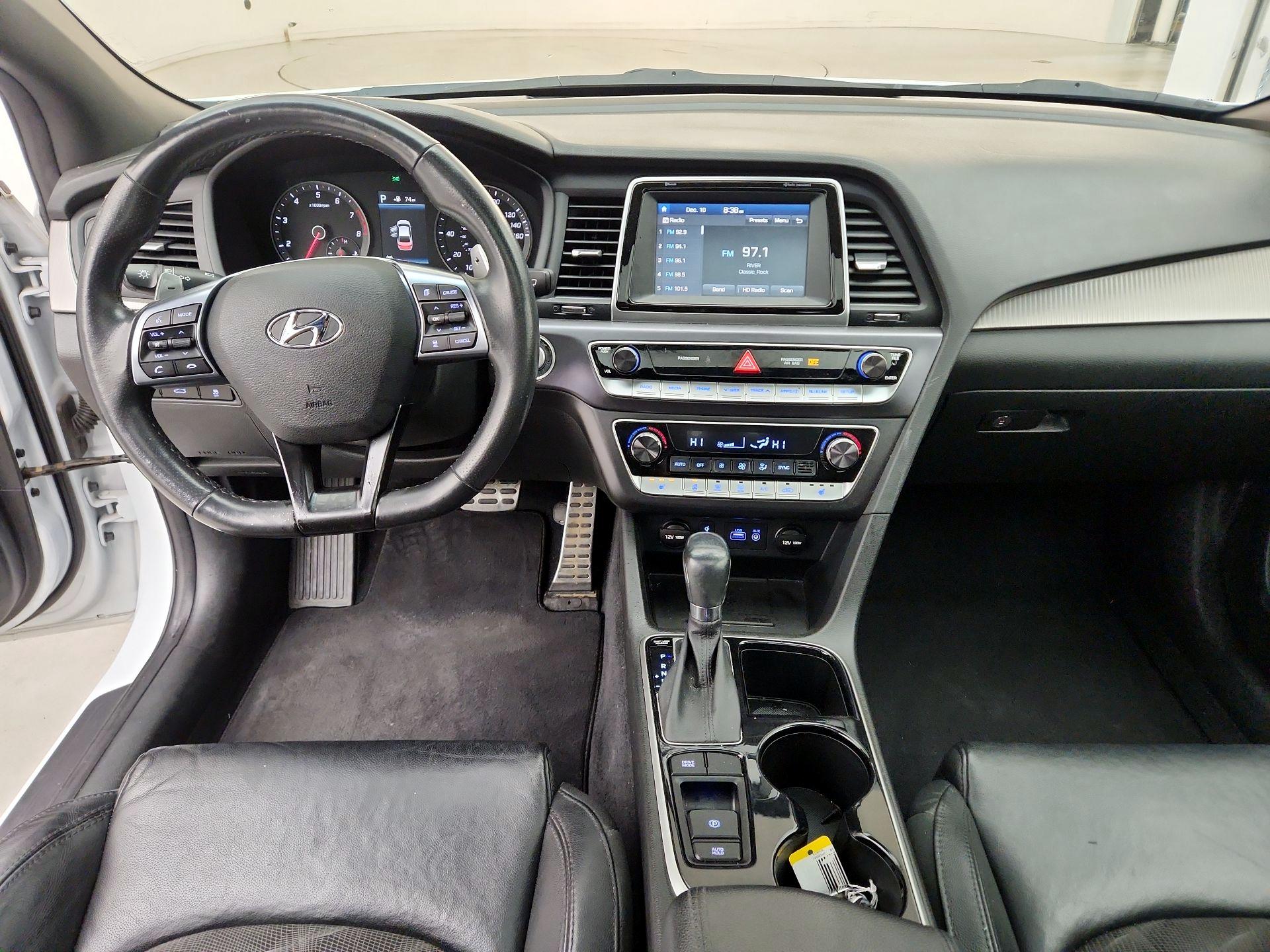 Thumbnail: 2018 Hyundai Sonata - 9