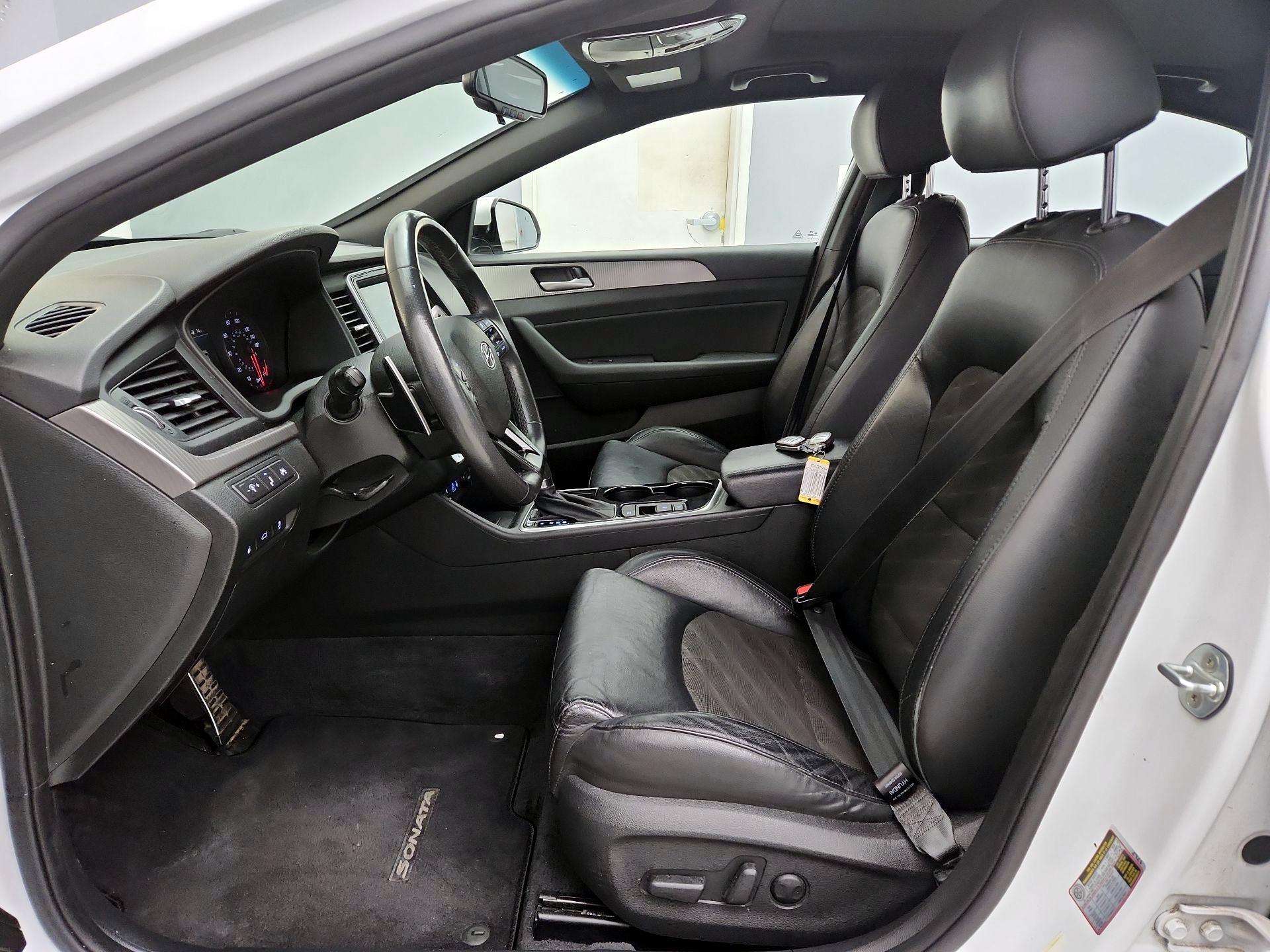 Thumbnail: 2018 Hyundai Sonata - 11