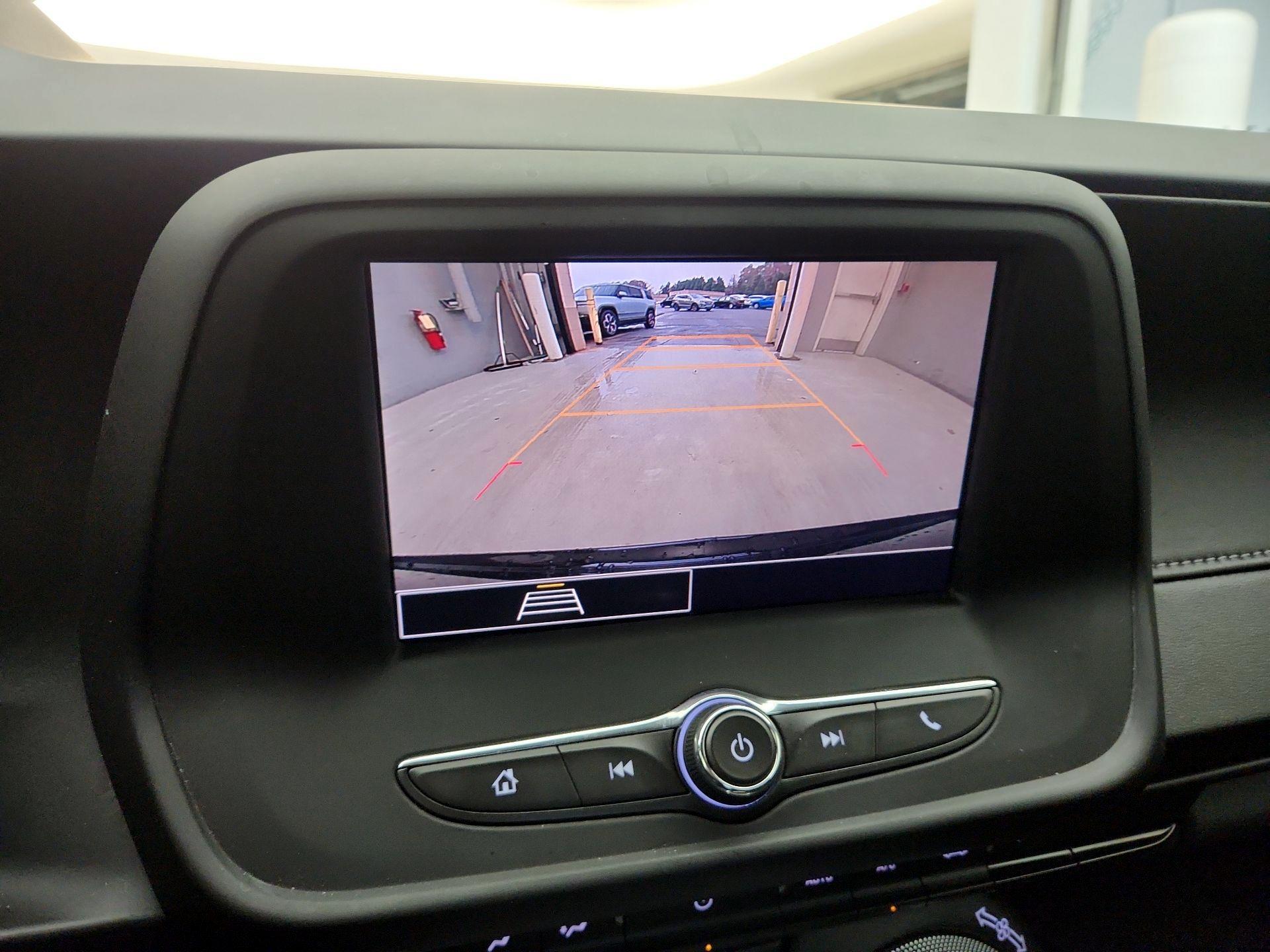 Thumbnail: 2021 Chevrolet Camaro - 13