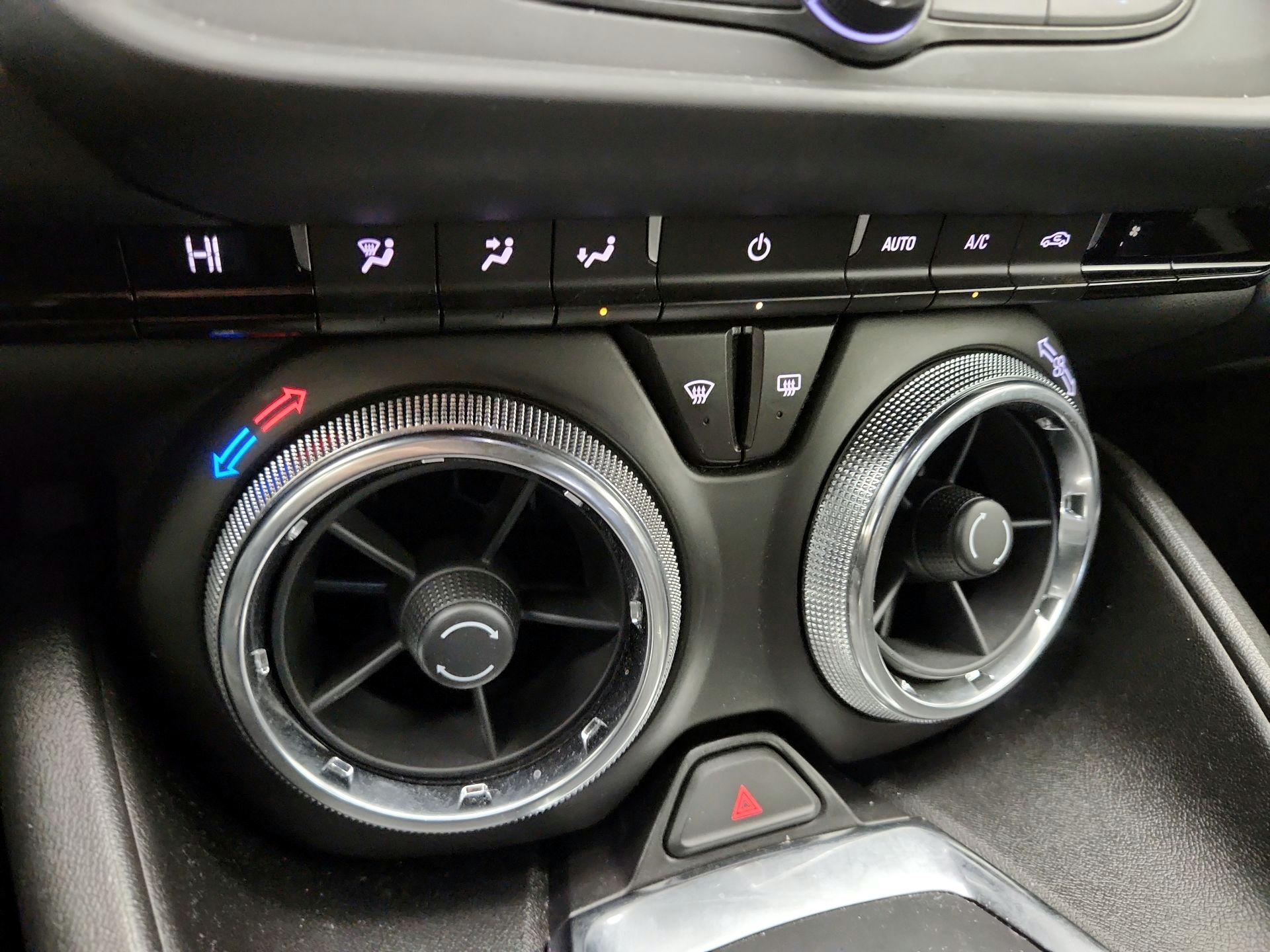 Thumbnail: 2021 Chevrolet Camaro - 15