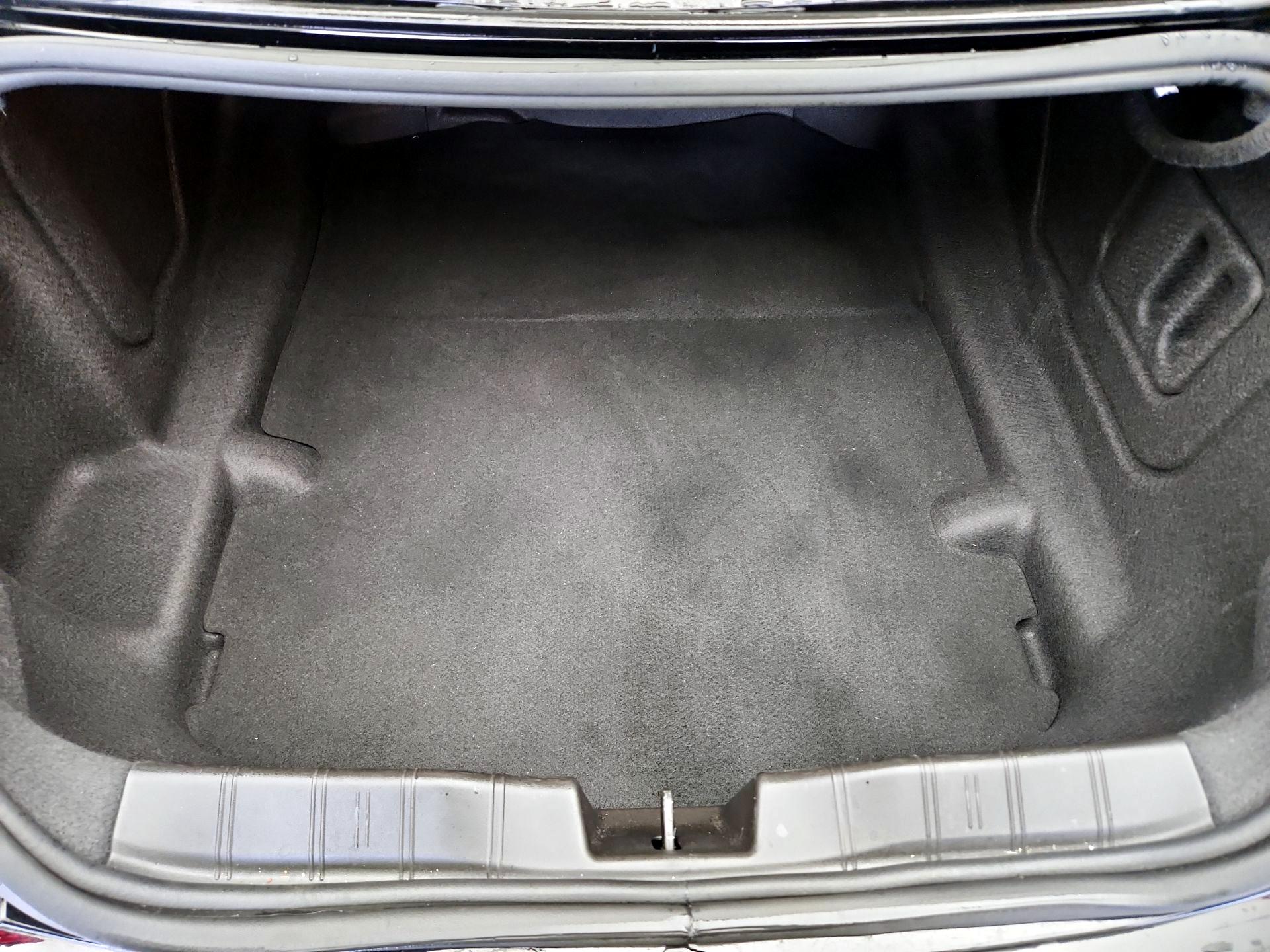 Thumbnail: 2021 Chevrolet Camaro - 17