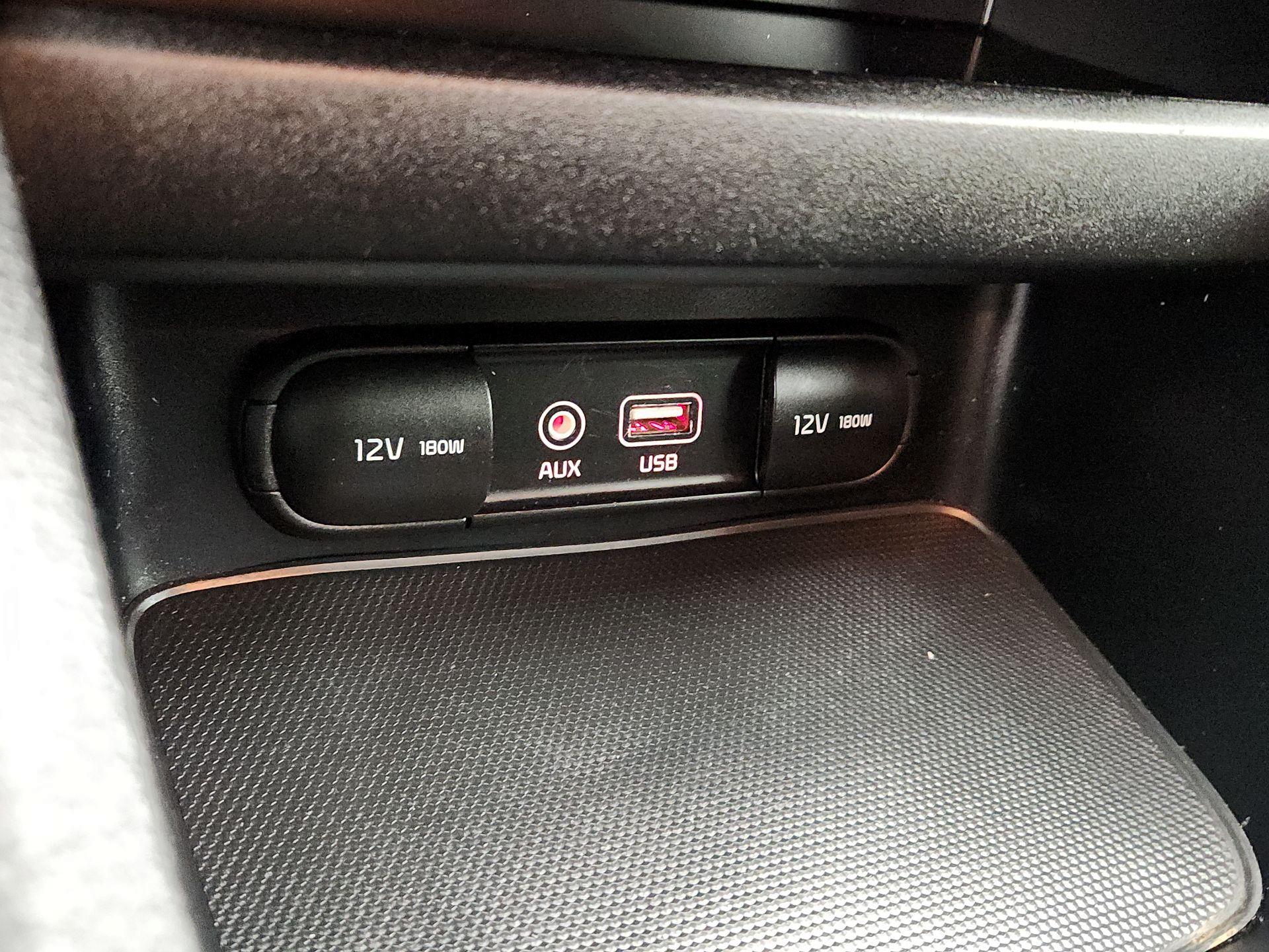 Thumbnail: 2021 Kia Forte - 18