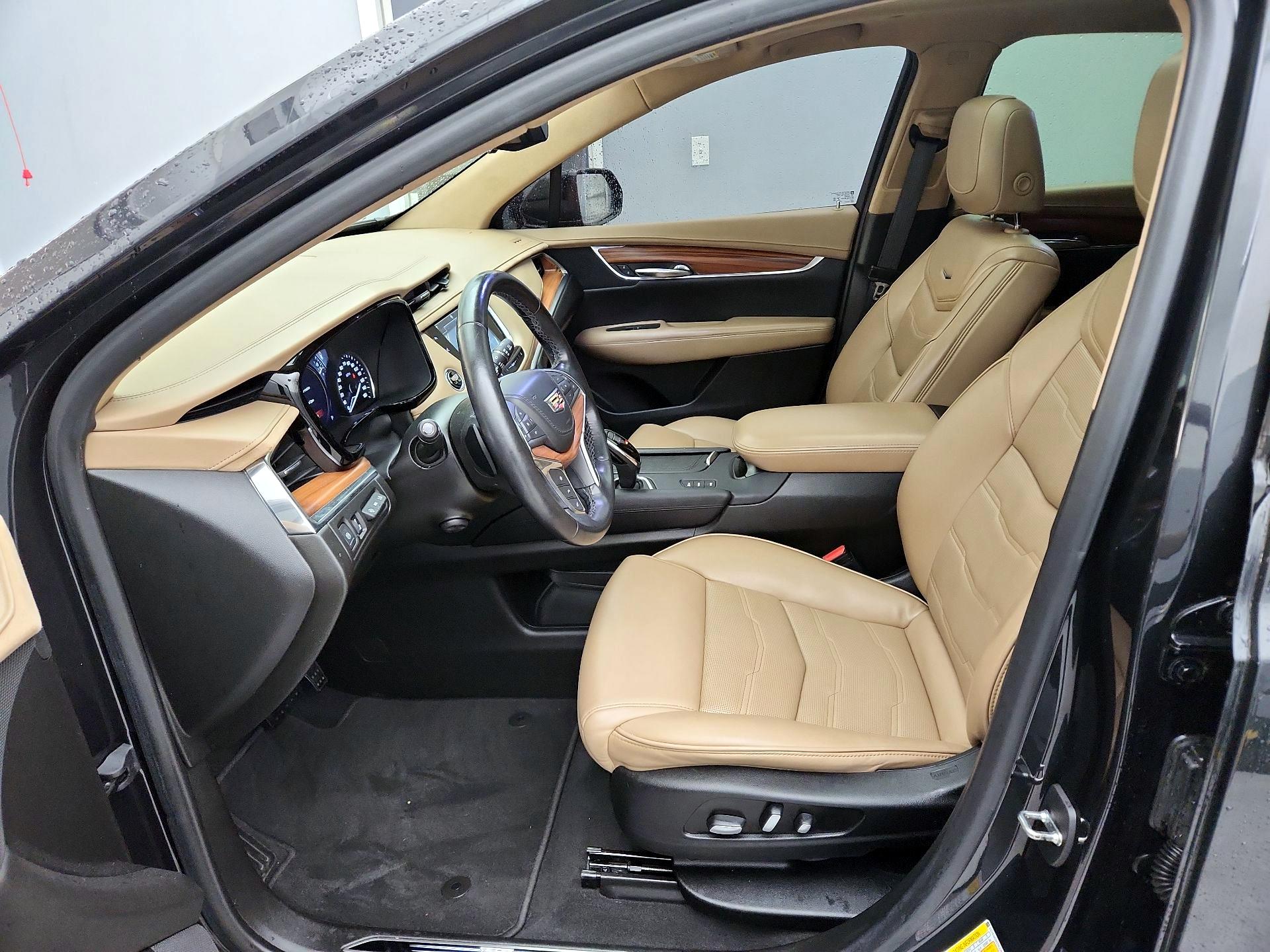 Thumbnail: 2019 Cadillac XT5 - 11