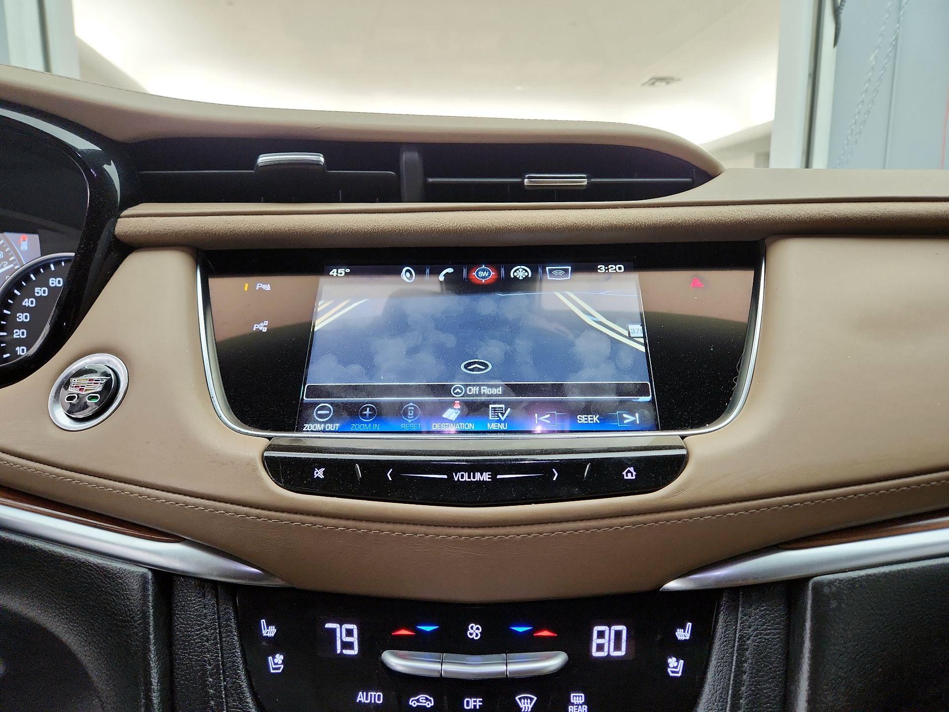 Thumbnail: 2019 Cadillac XT5 - 14