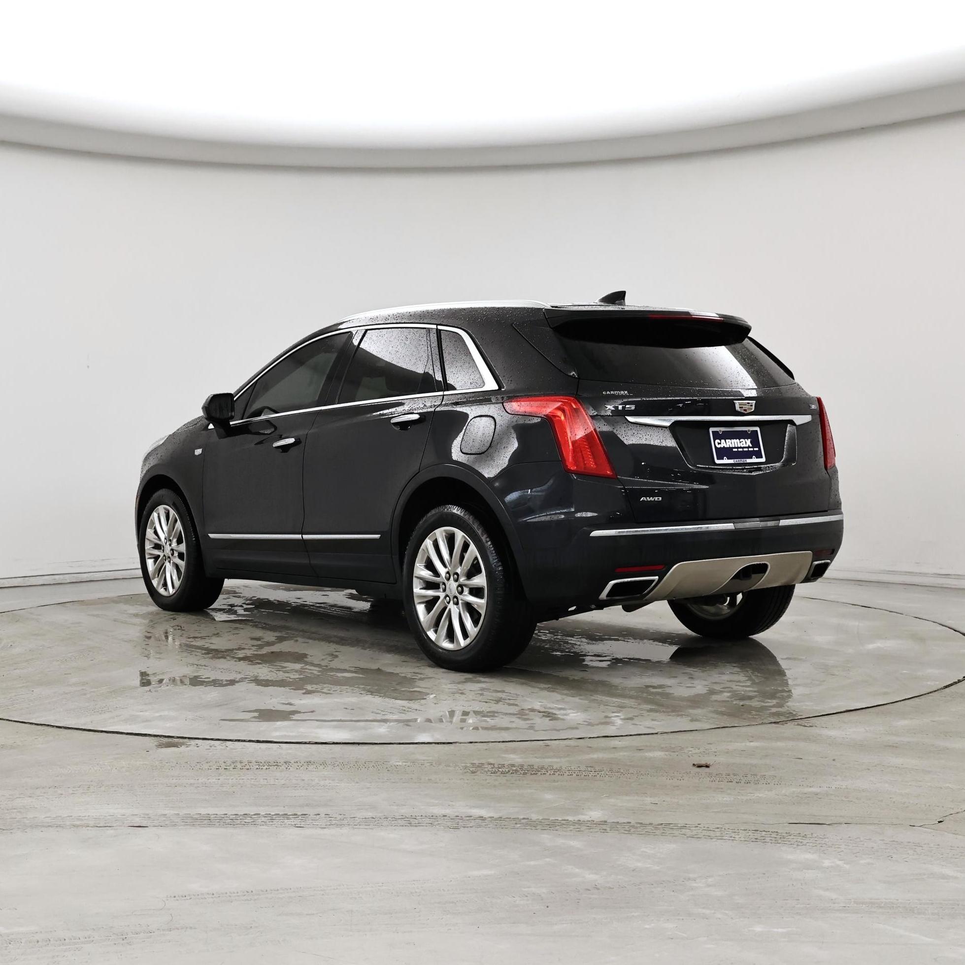 Thumbnail: 2019 Cadillac XT5 - 2