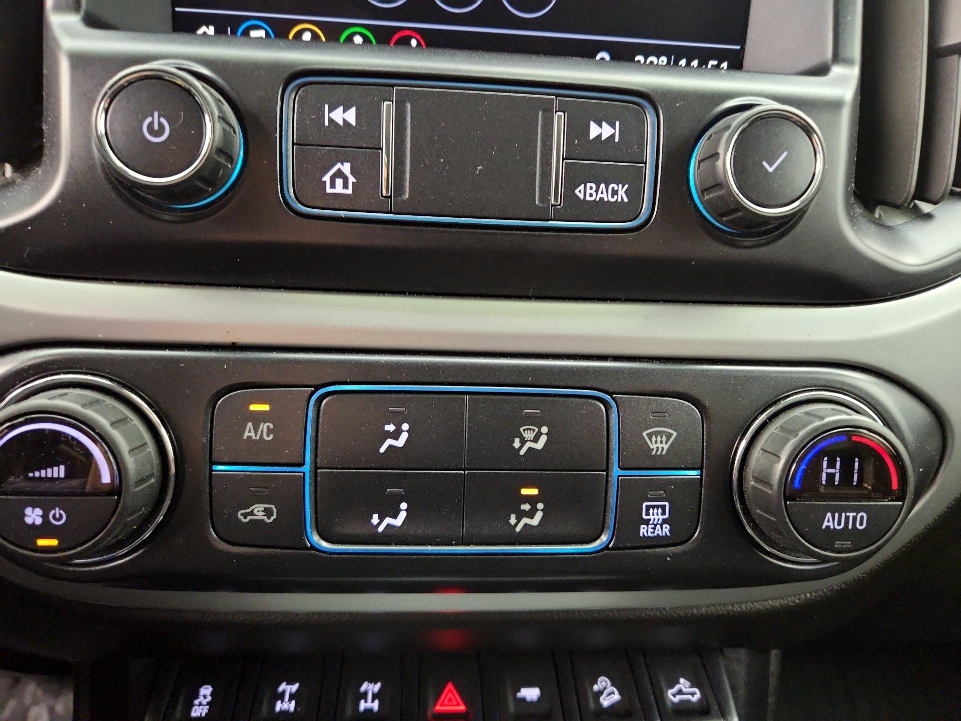 Thumbnail: 2019 Chevrolet Colorado - 16