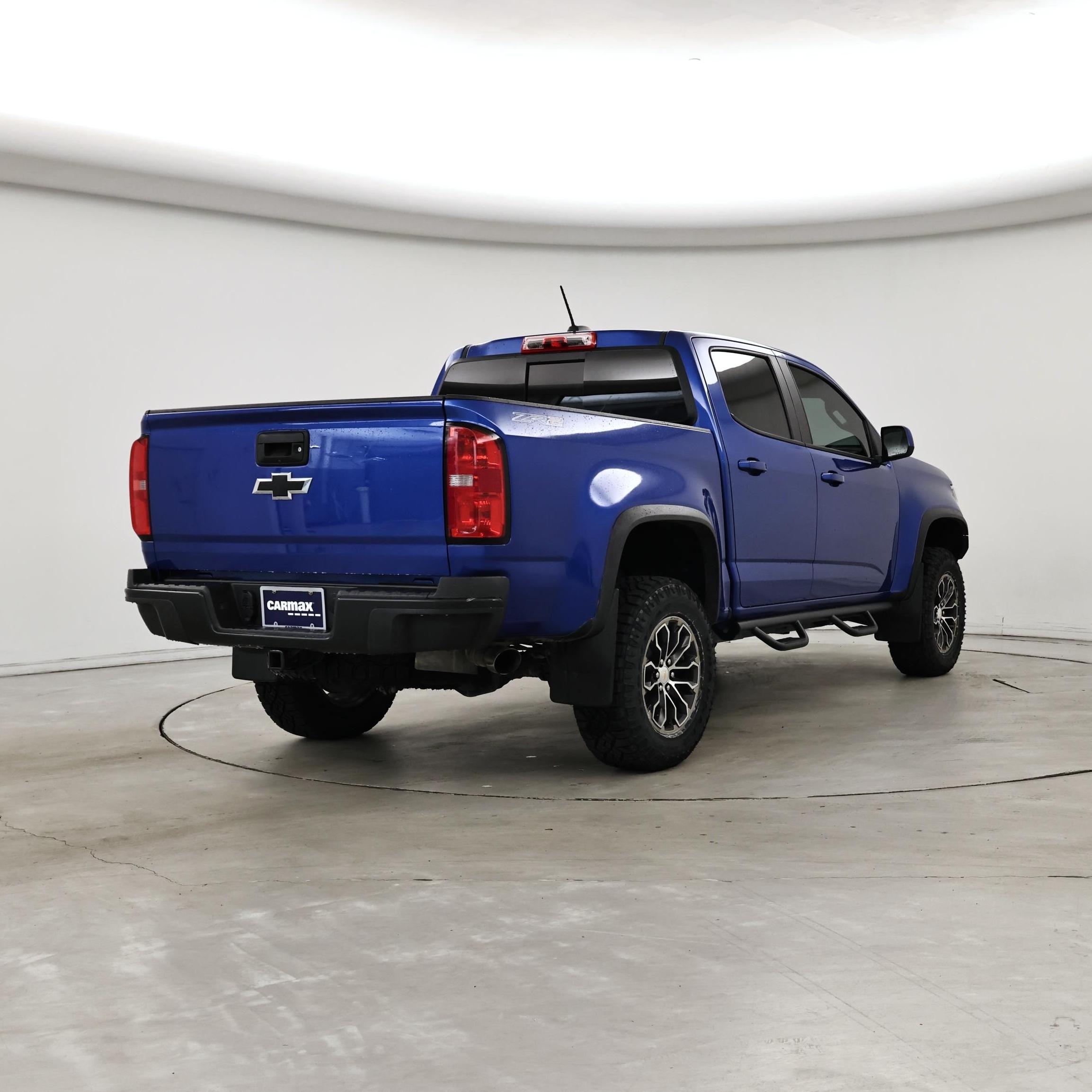 Thumbnail: 2019 Chevrolet Colorado - 8