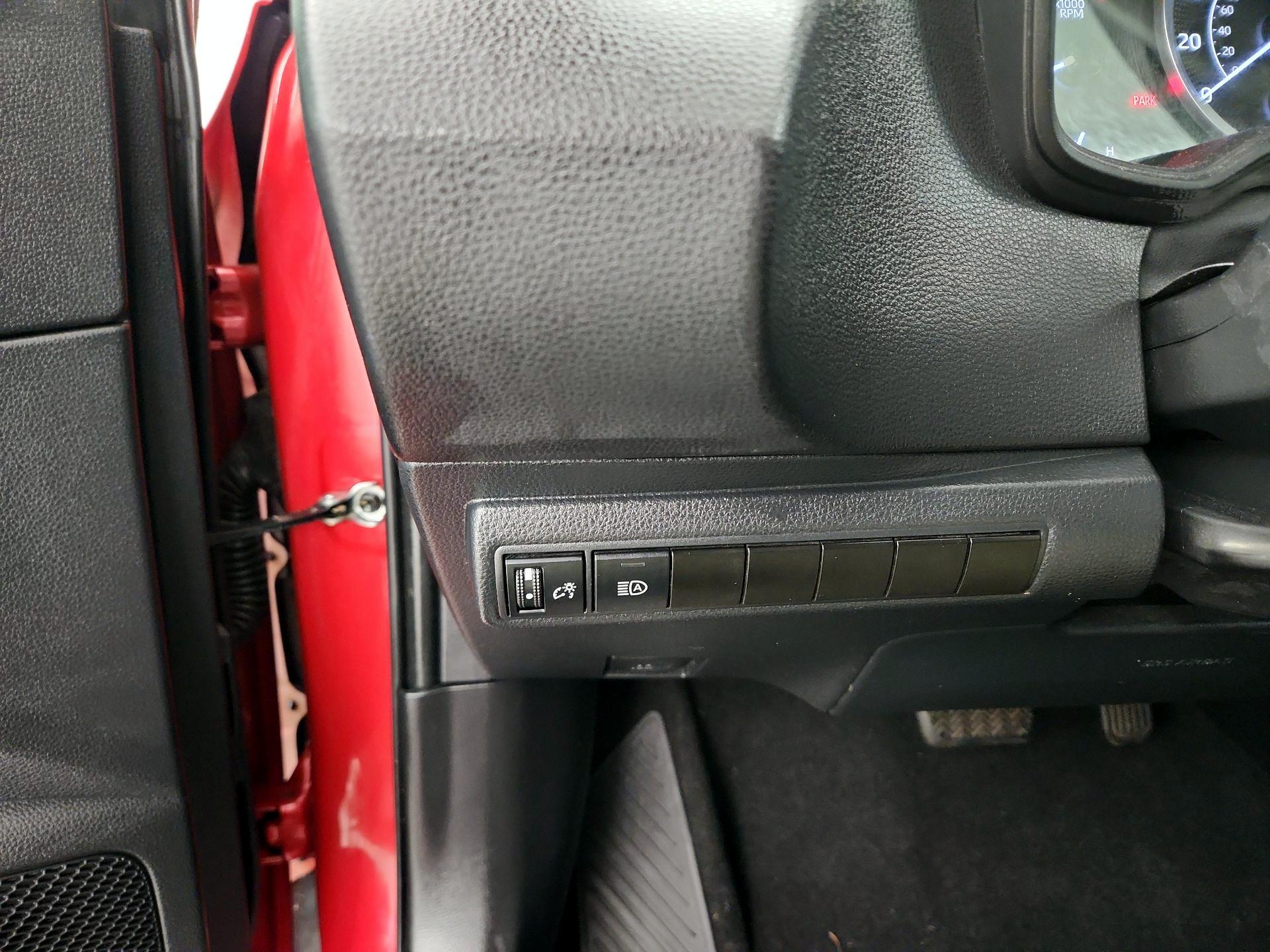 Thumbnail: 2021 Toyota Corolla - 13