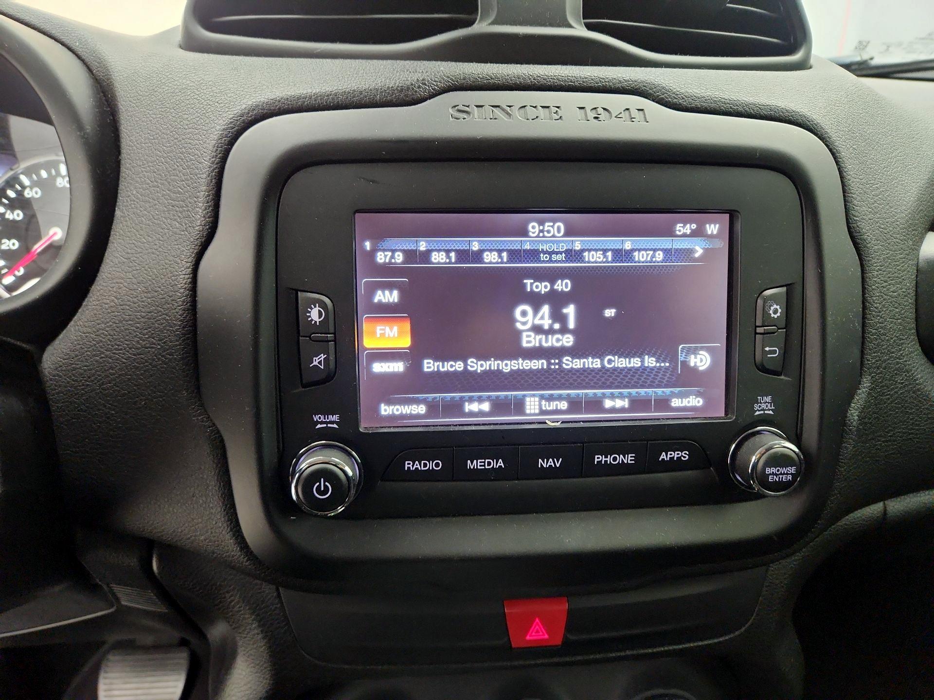 Thumbnail: 2017 Jeep Renegade - 15