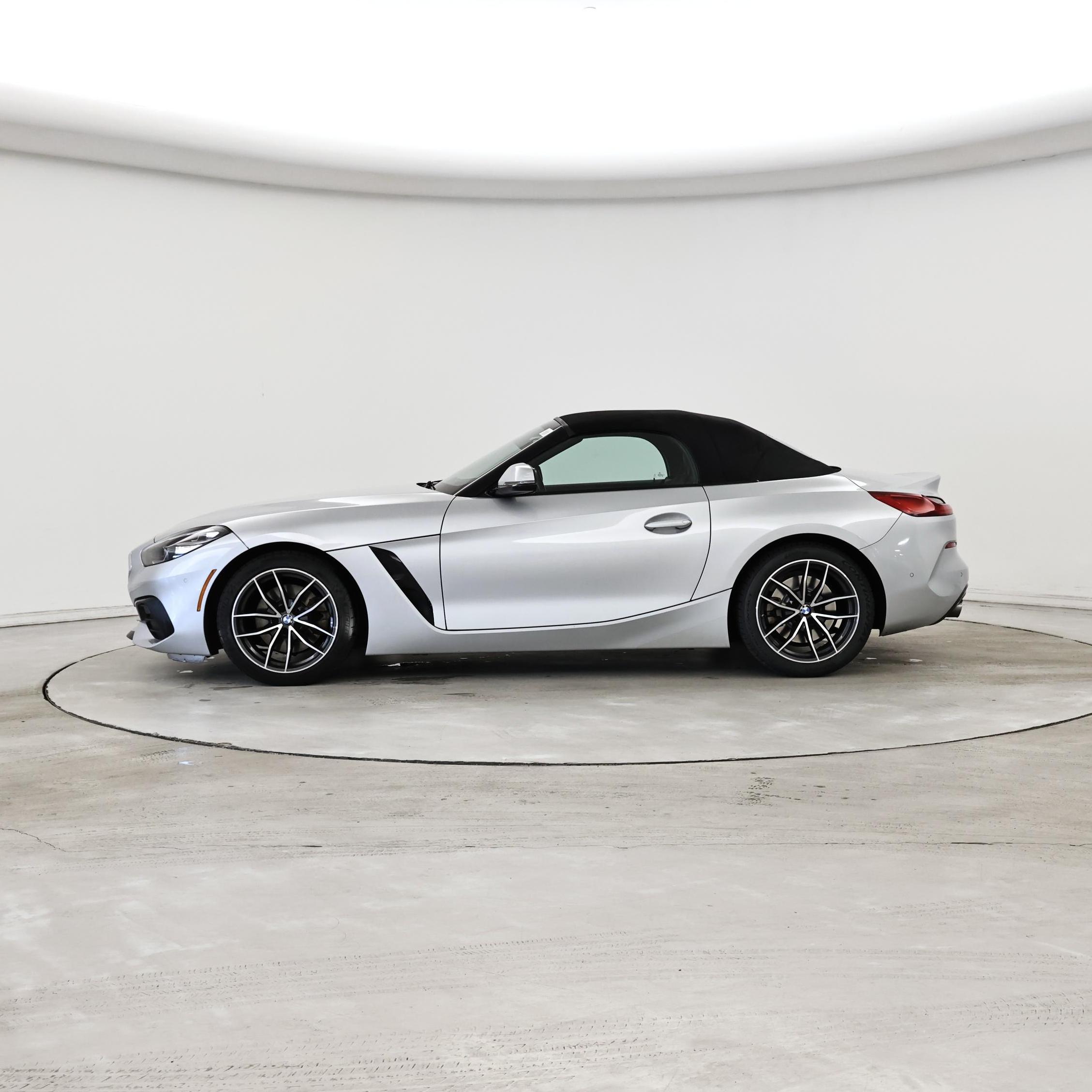 Thumbnail: 2021 BMW Z4 - 3