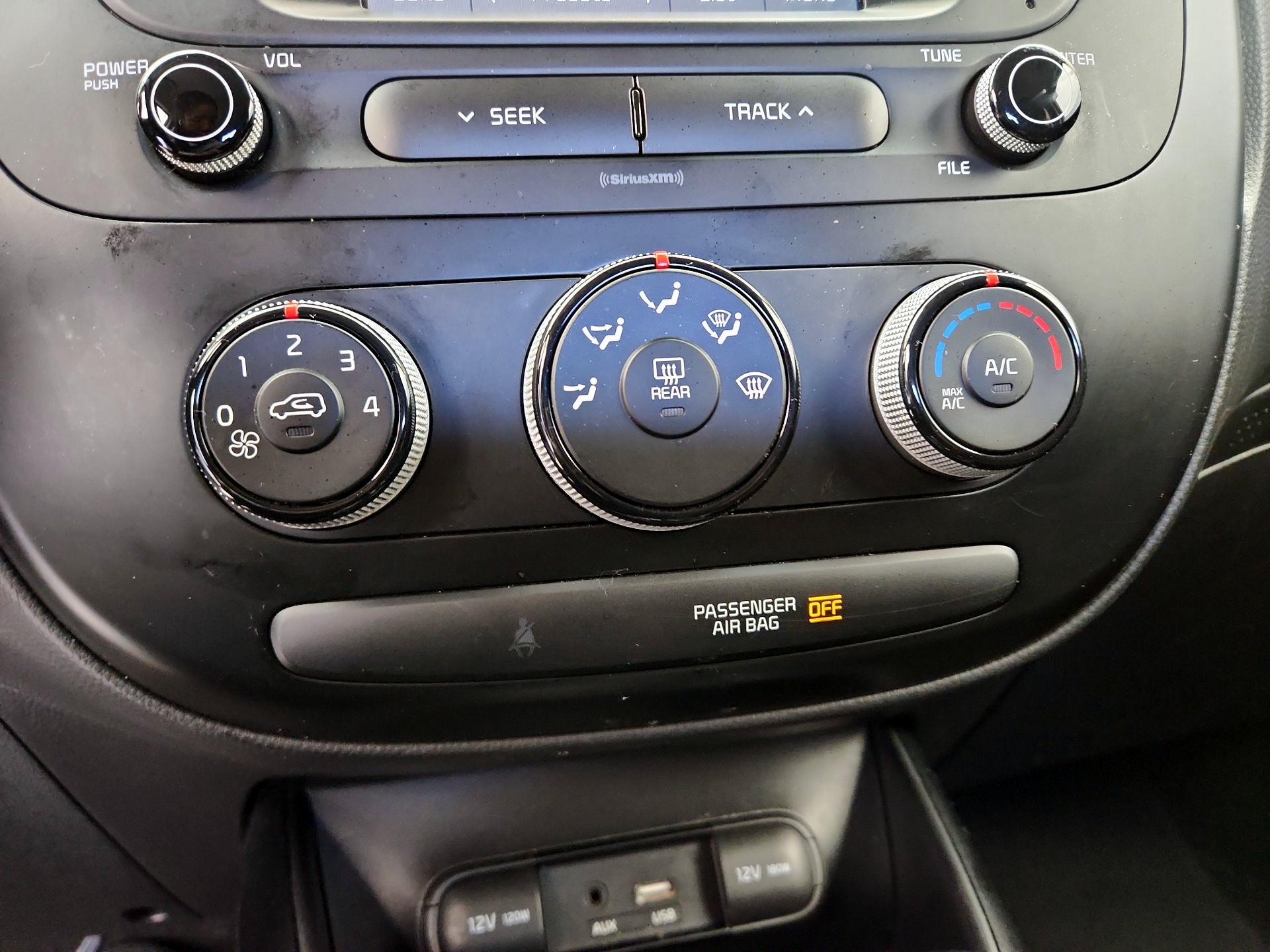 Thumbnail: 2019 Kia Soul - 16