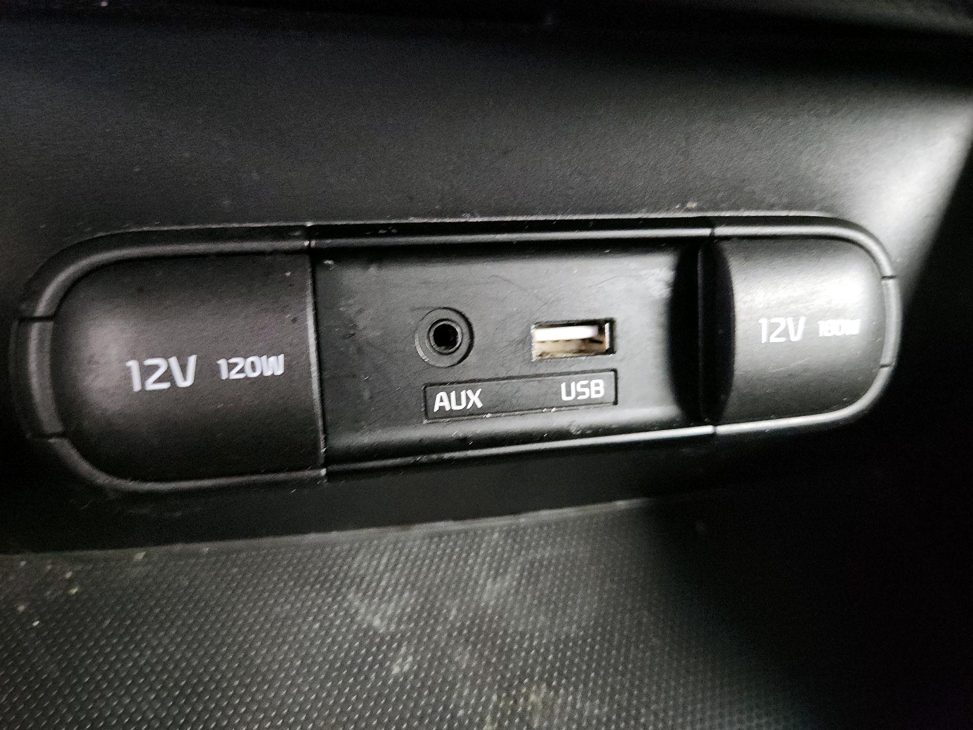 Thumbnail: 2019 Kia Soul - 18