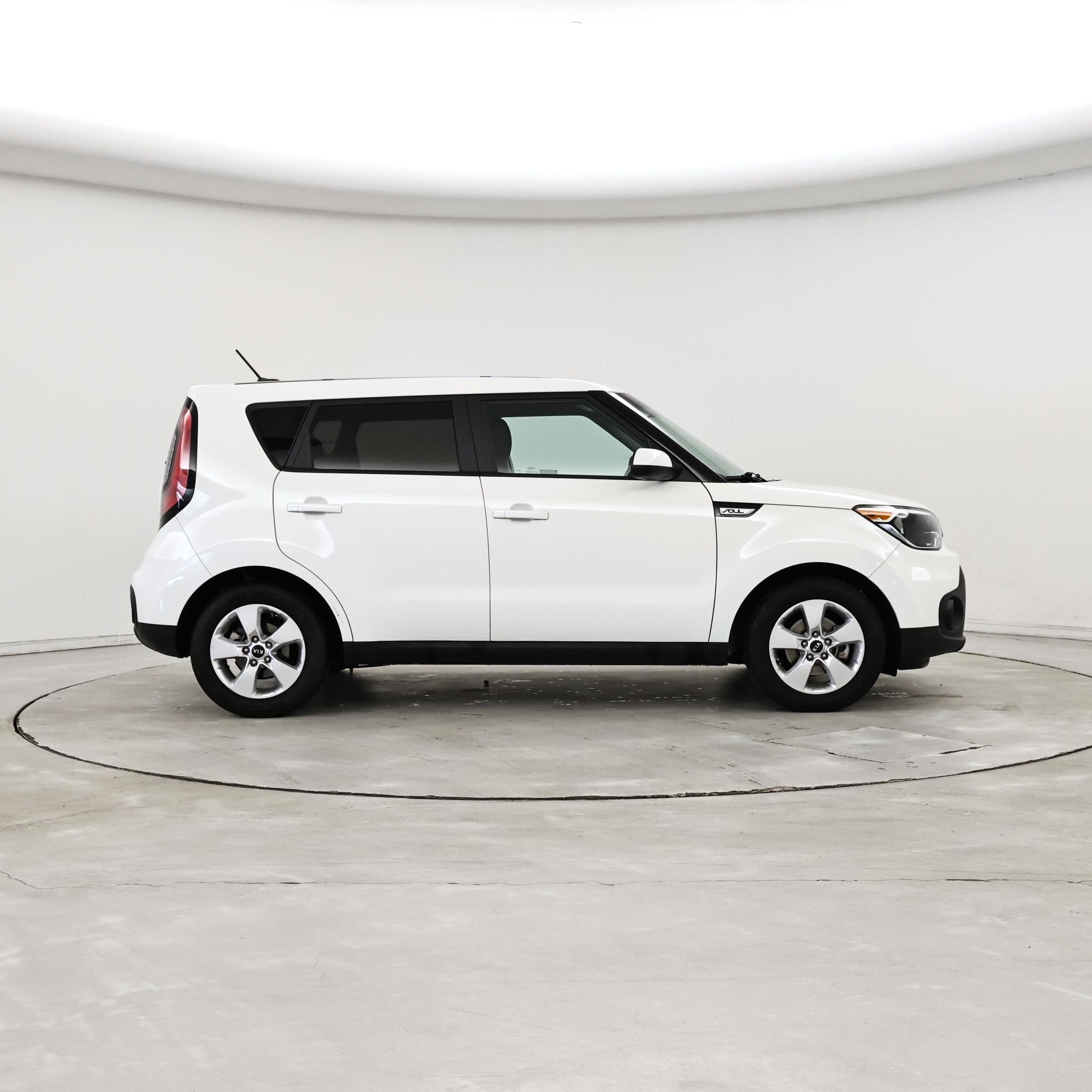 Thumbnail: 2019 Kia Soul - 7