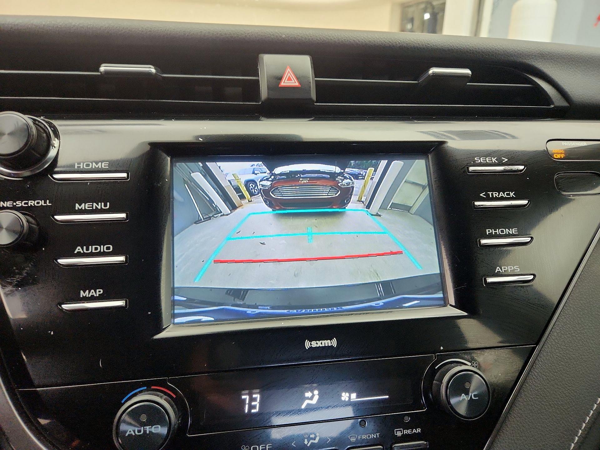 Thumbnail: 2020 Toyota Camry - 14