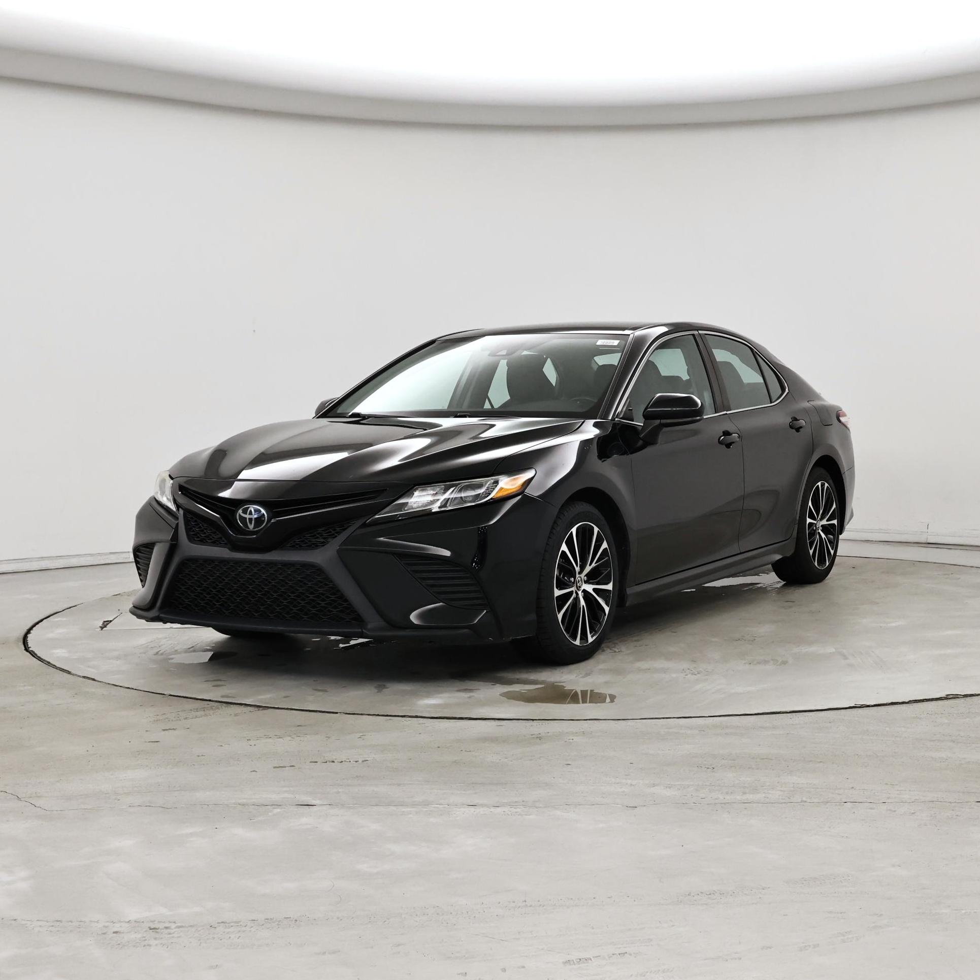 Thumbnail: 2020 Toyota Camry - 4