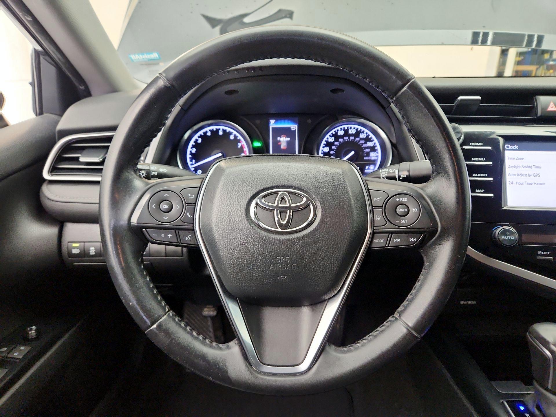 Thumbnail: 2020 Toyota Camry - 10